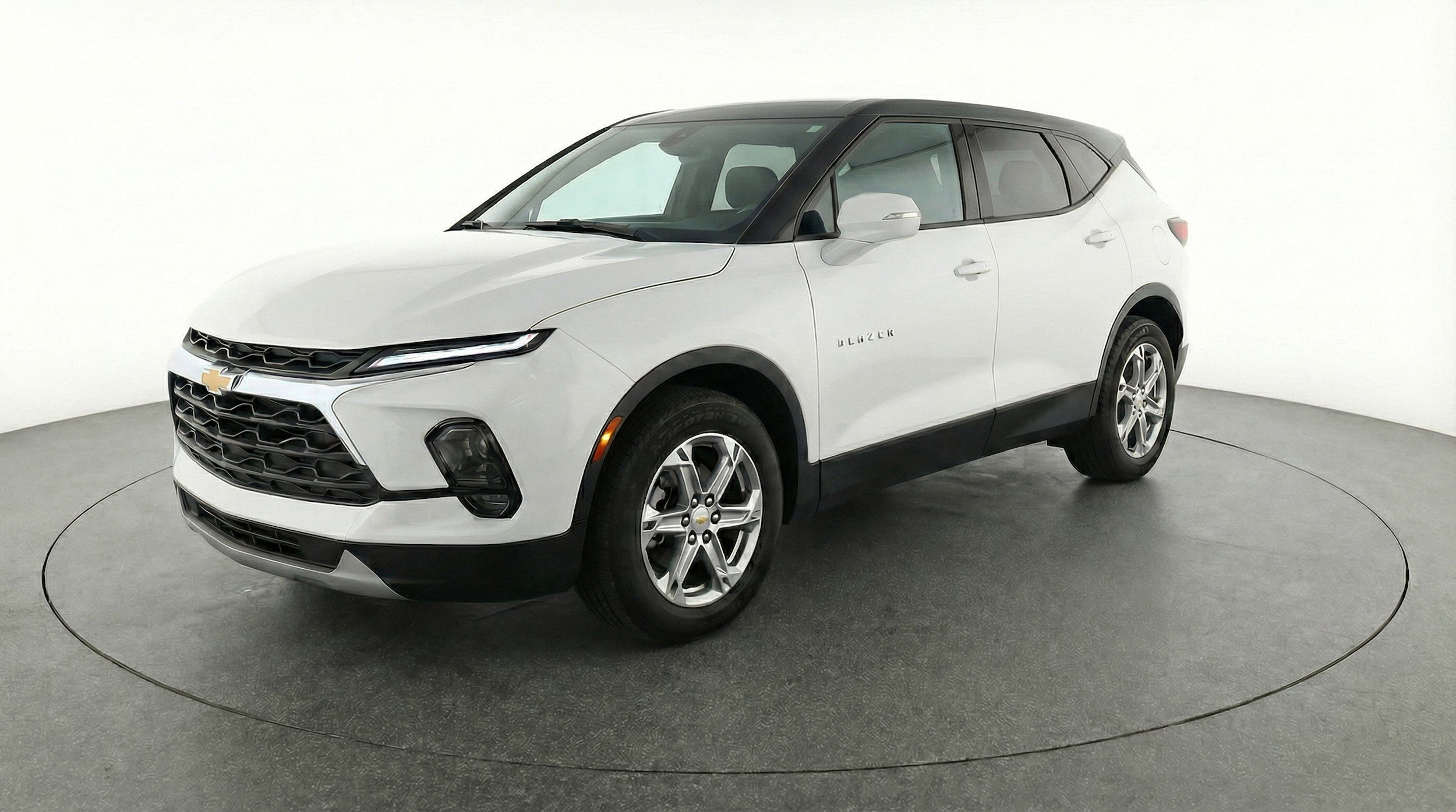Thumbnail: 2025 Chevrolet Blazer - 3