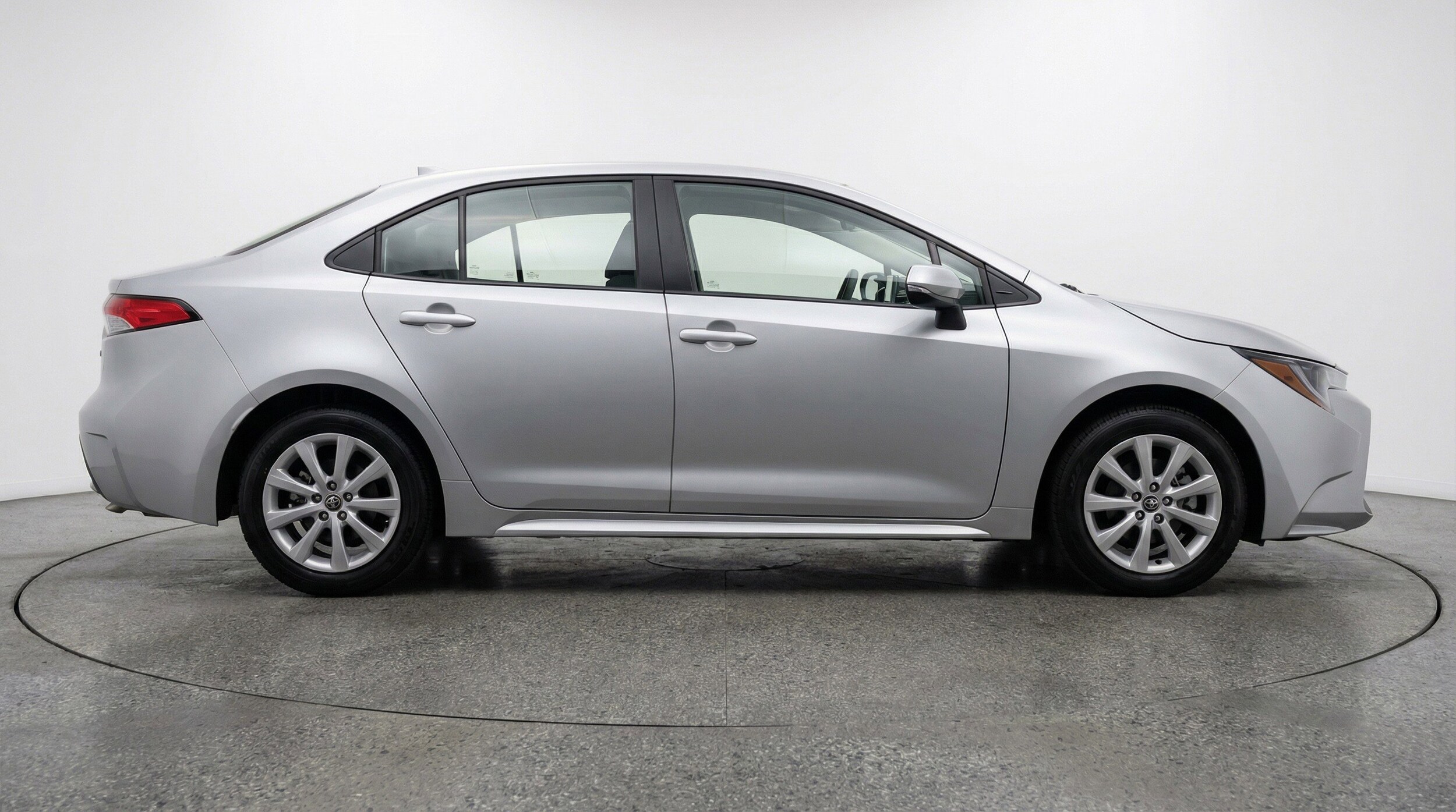 Thumbnail: 2025 Toyota Corolla - 11