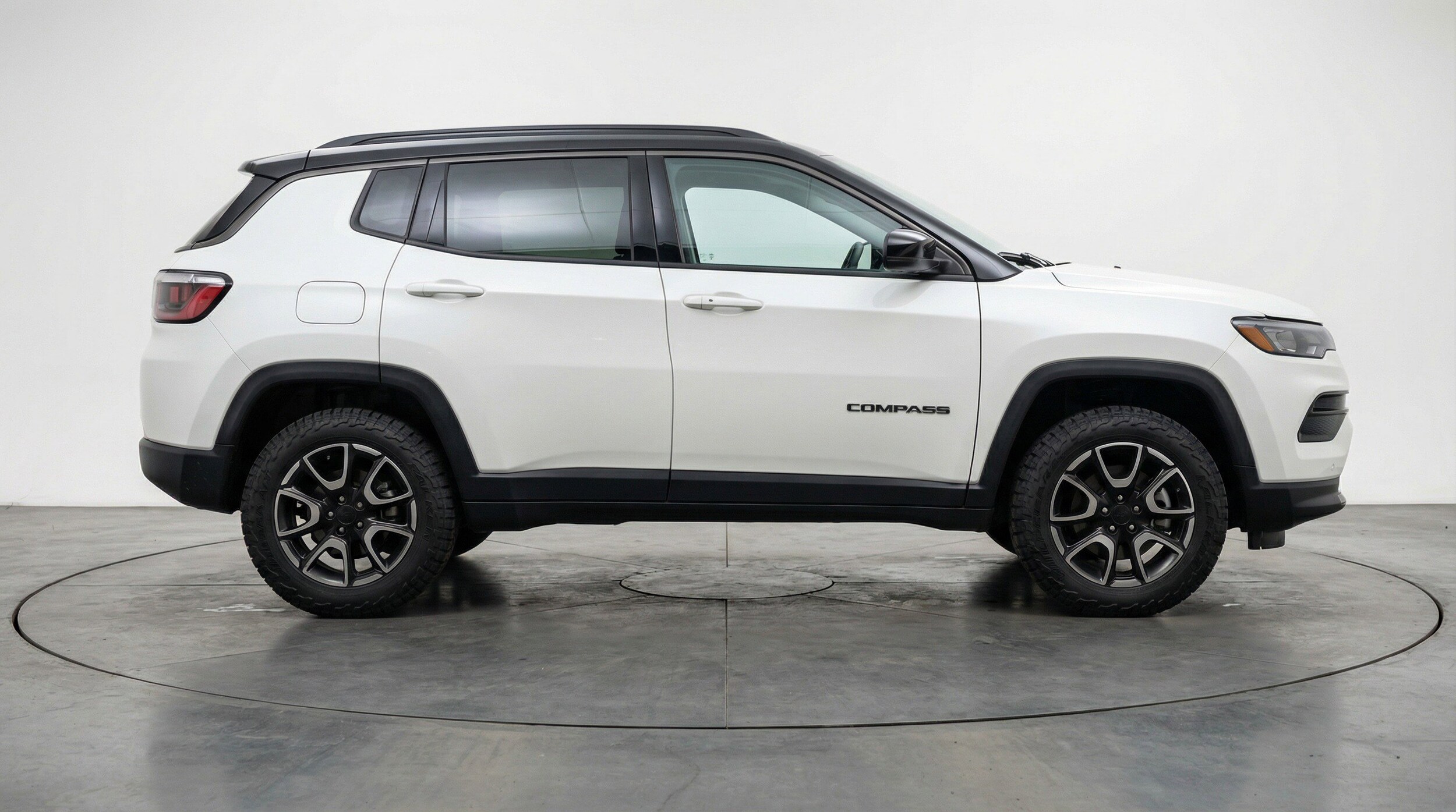 Thumbnail: 2025 Jeep Compass - 11
