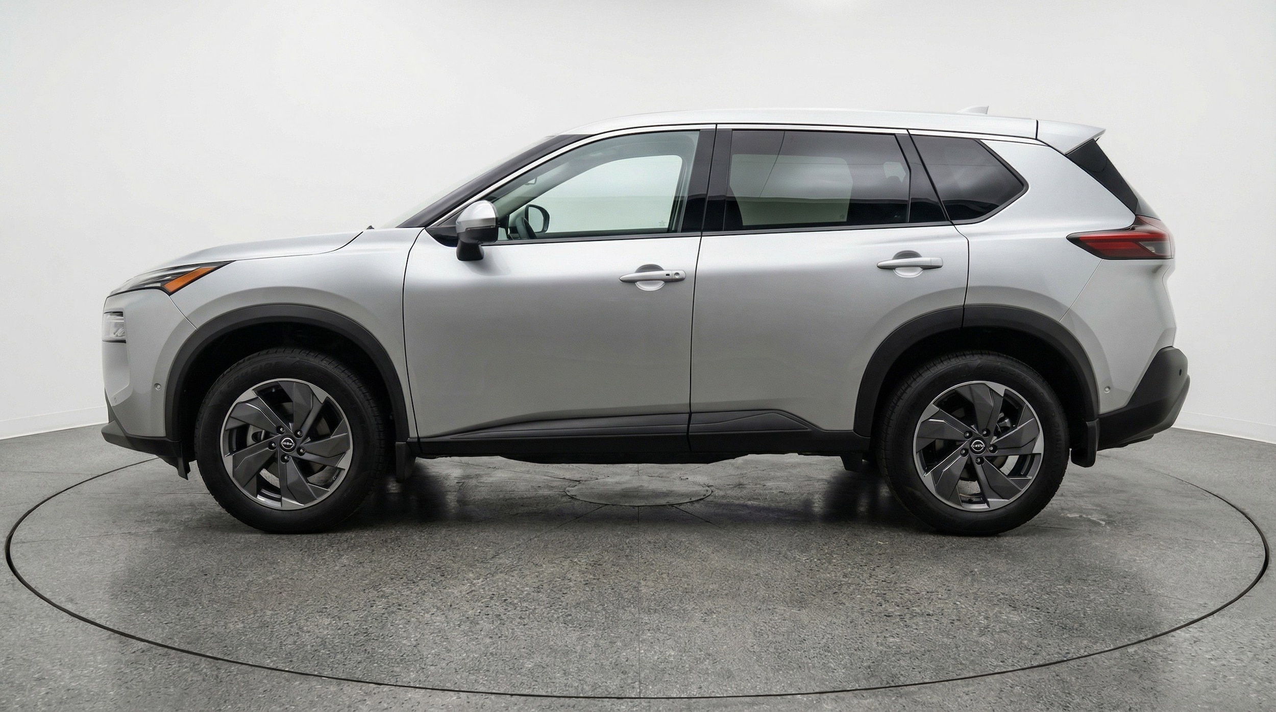 Thumbnail: 2025 Nissan Rogue - 5