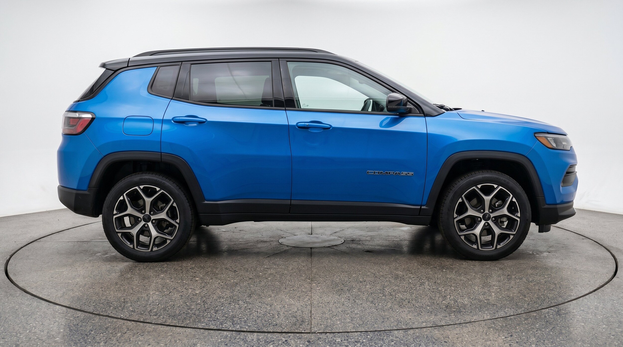 Thumbnail: 2025 Jeep Compass - 11