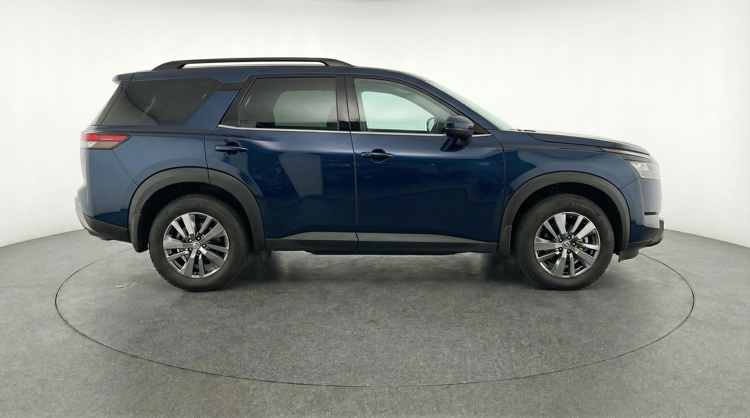 Thumbnail: 2025 Nissan Pathfinder - 11