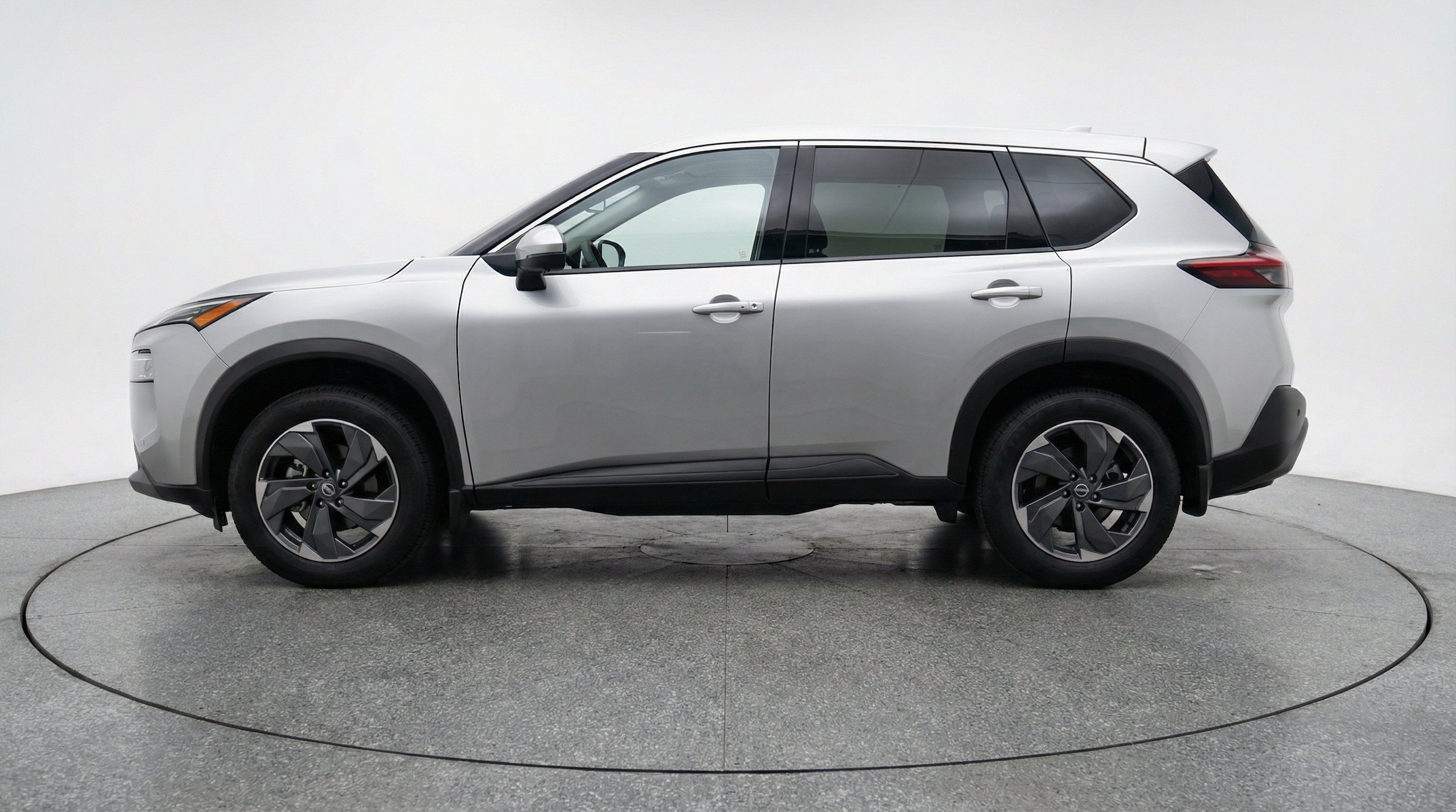 Thumbnail: 2025 Nissan Rogue - 5