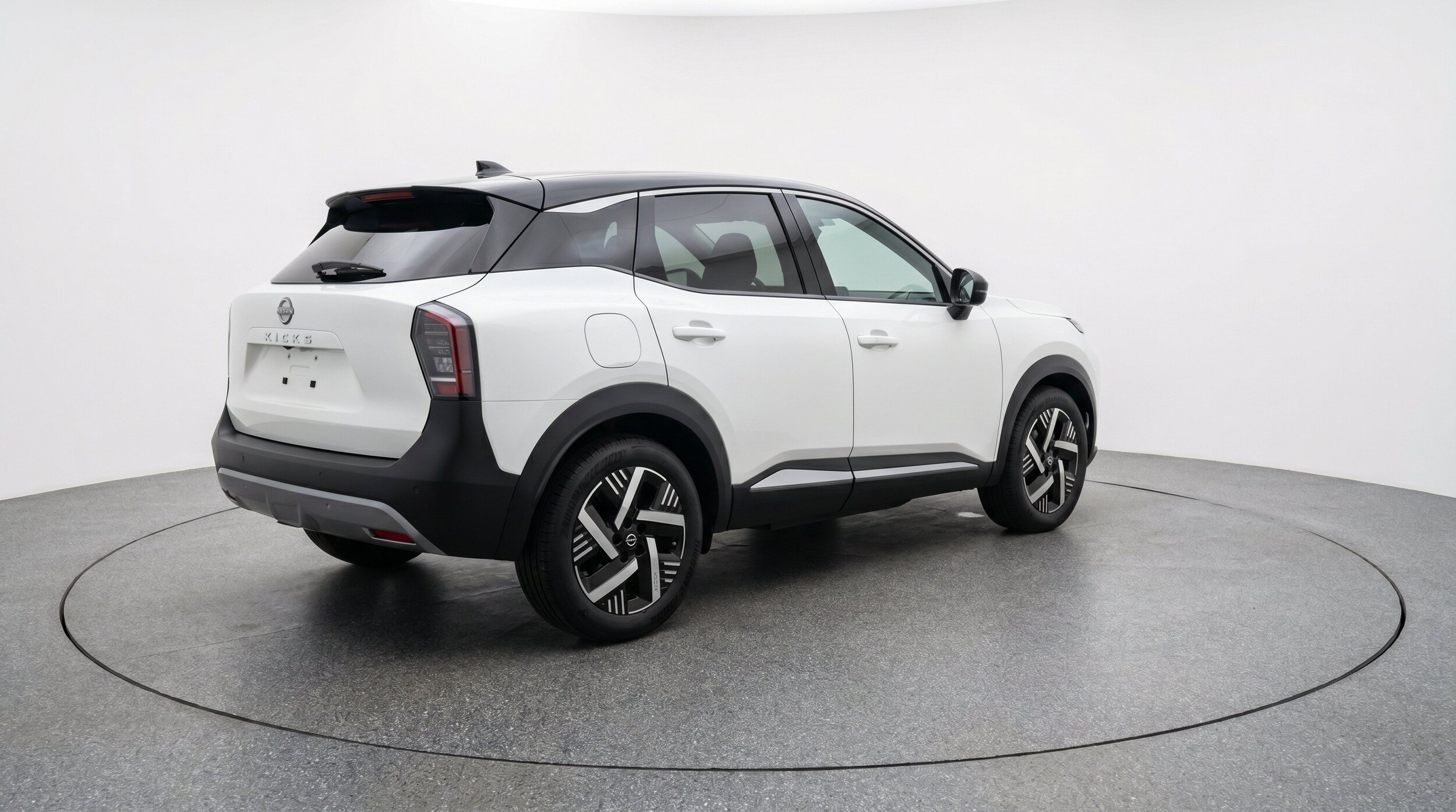 Thumbnail: 2026 Nissan Kicks - 9