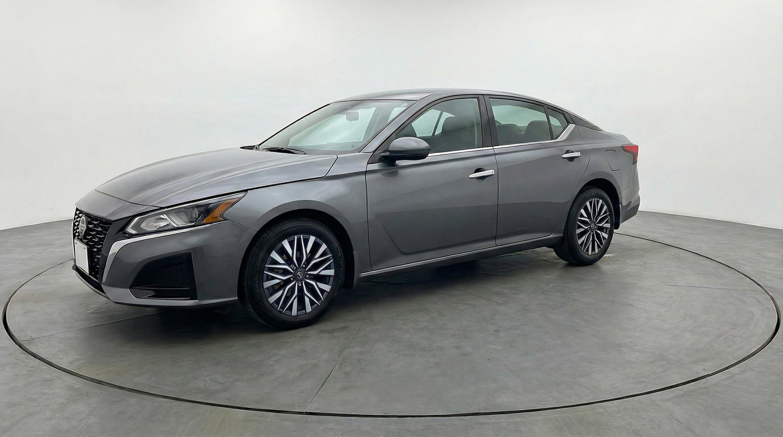 Thumbnail: 2025 Nissan Altima - 3