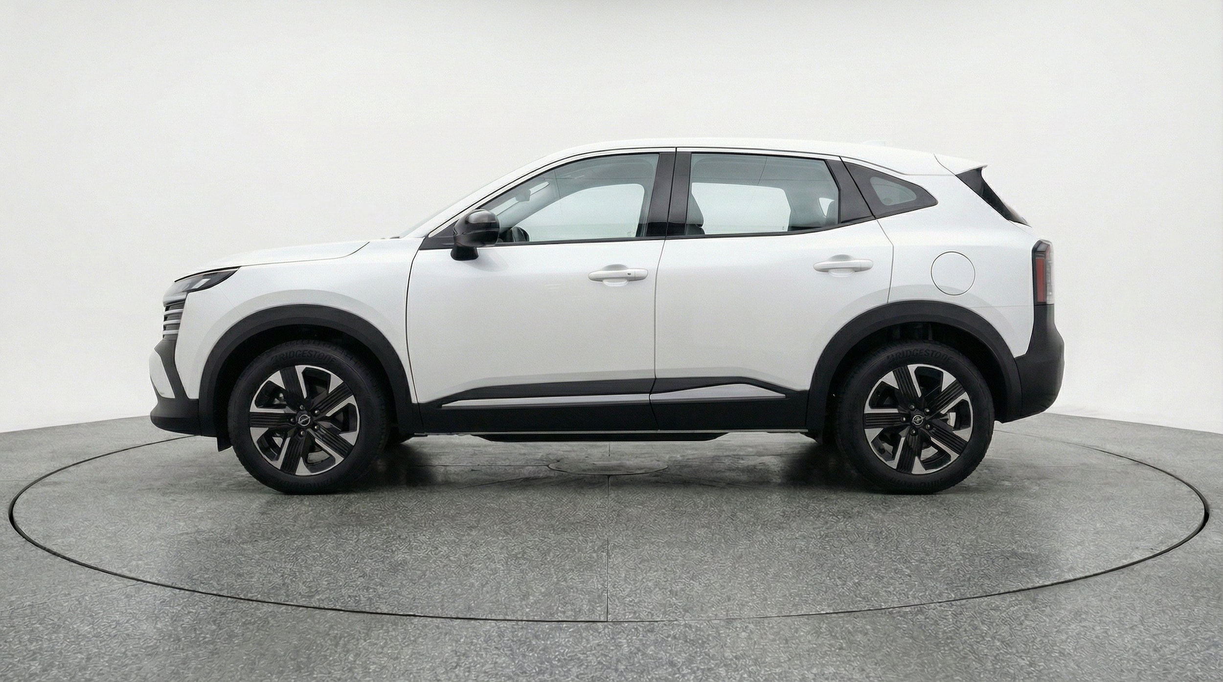 Thumbnail: 2026 Nissan Kicks - 5