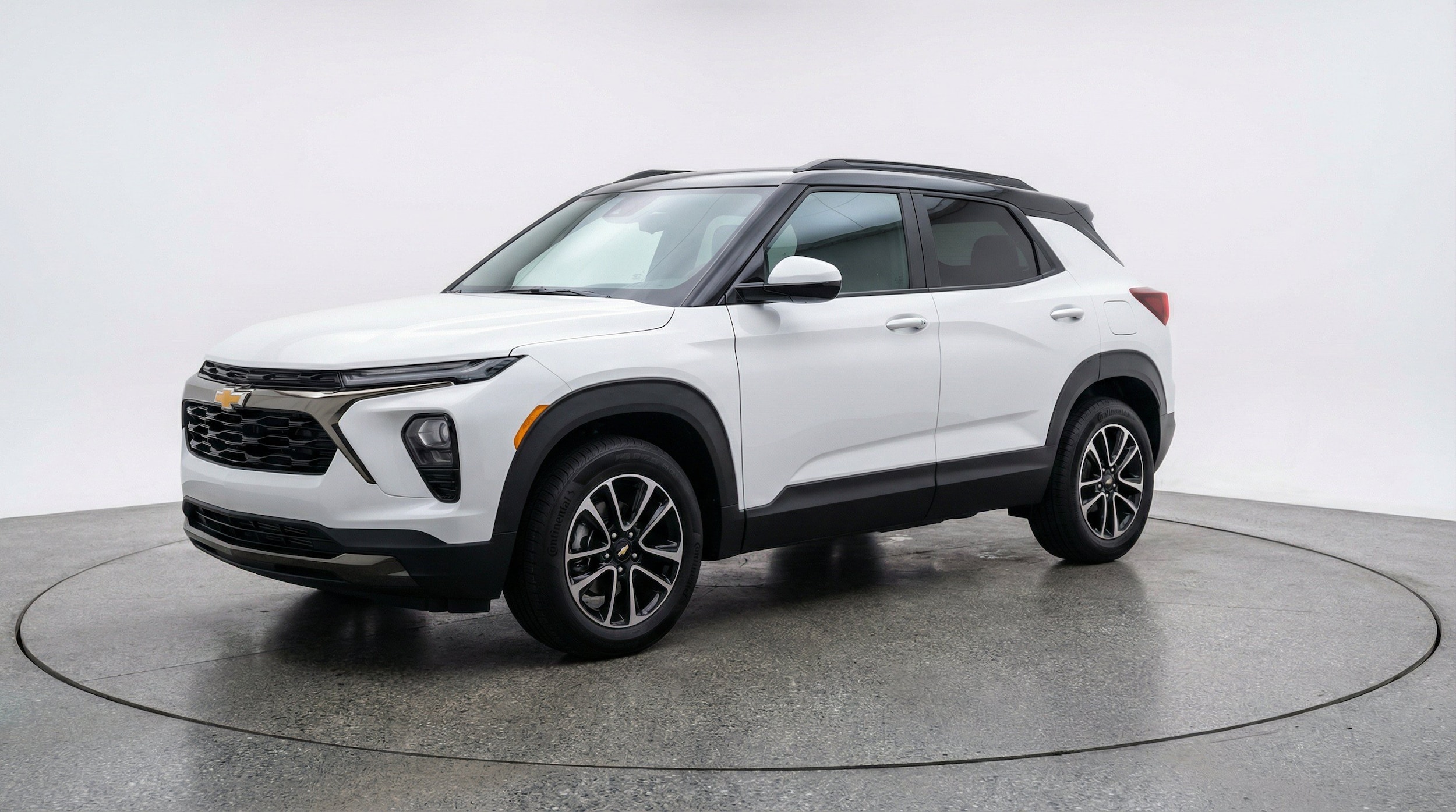Thumbnail: 2025 Chevrolet TrailBlazer - 3