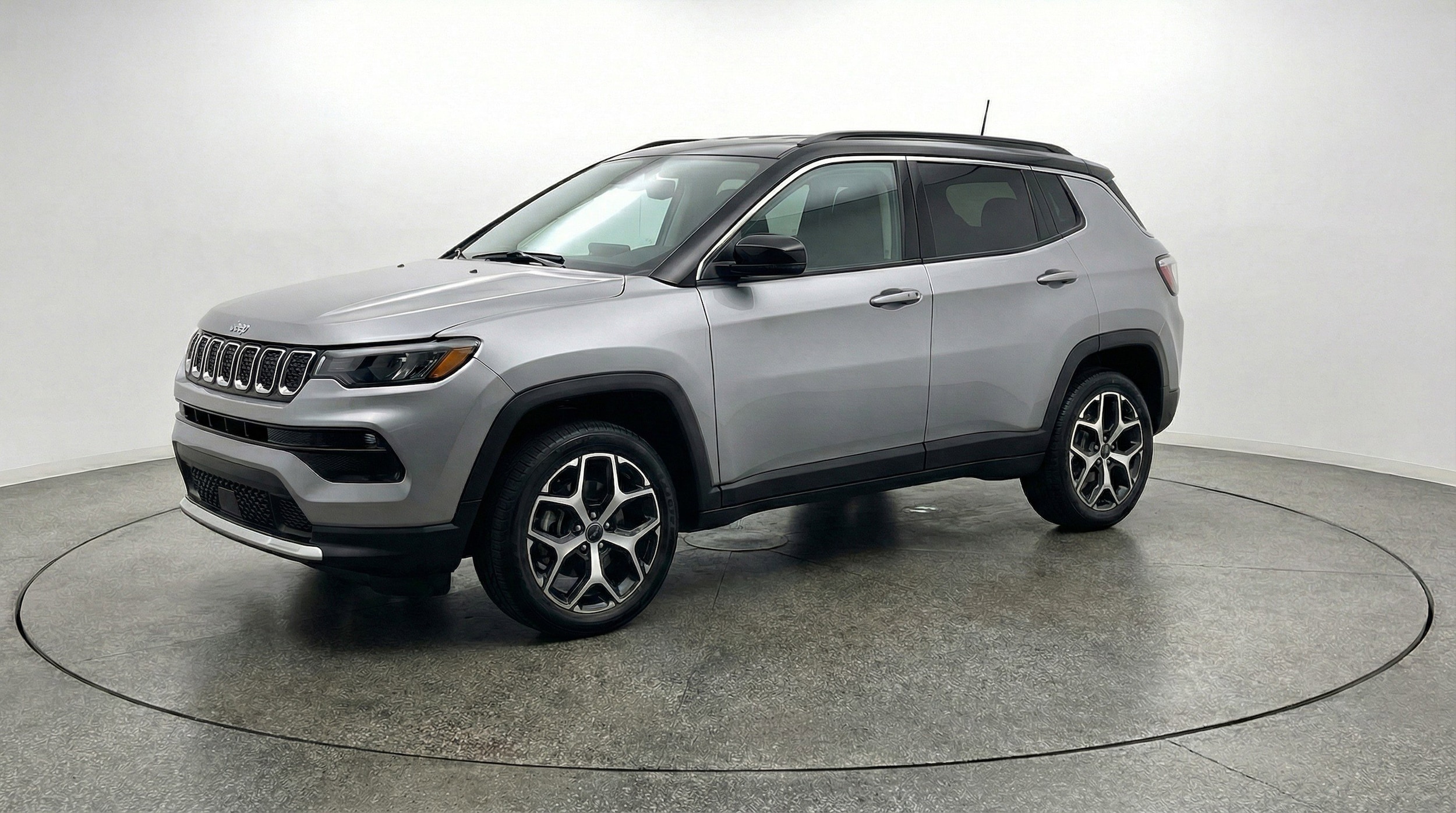 Thumbnail: 2025 Jeep Compass - 3