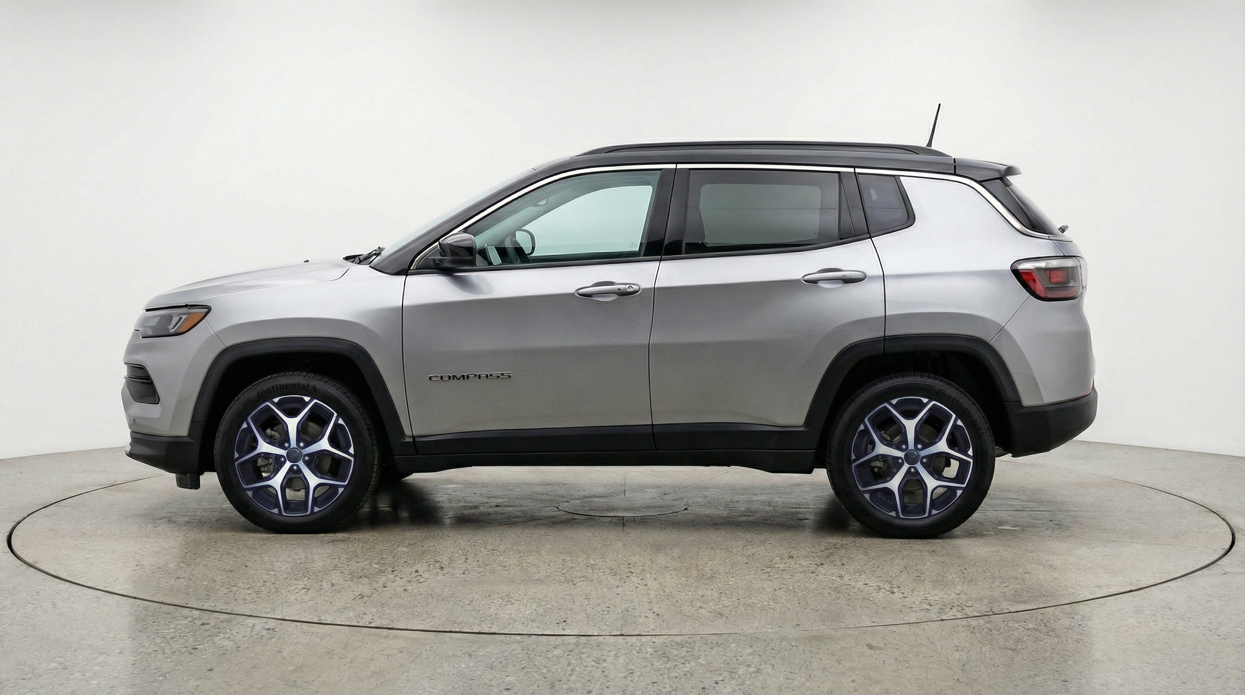 Thumbnail: 2025 Jeep Compass - 4