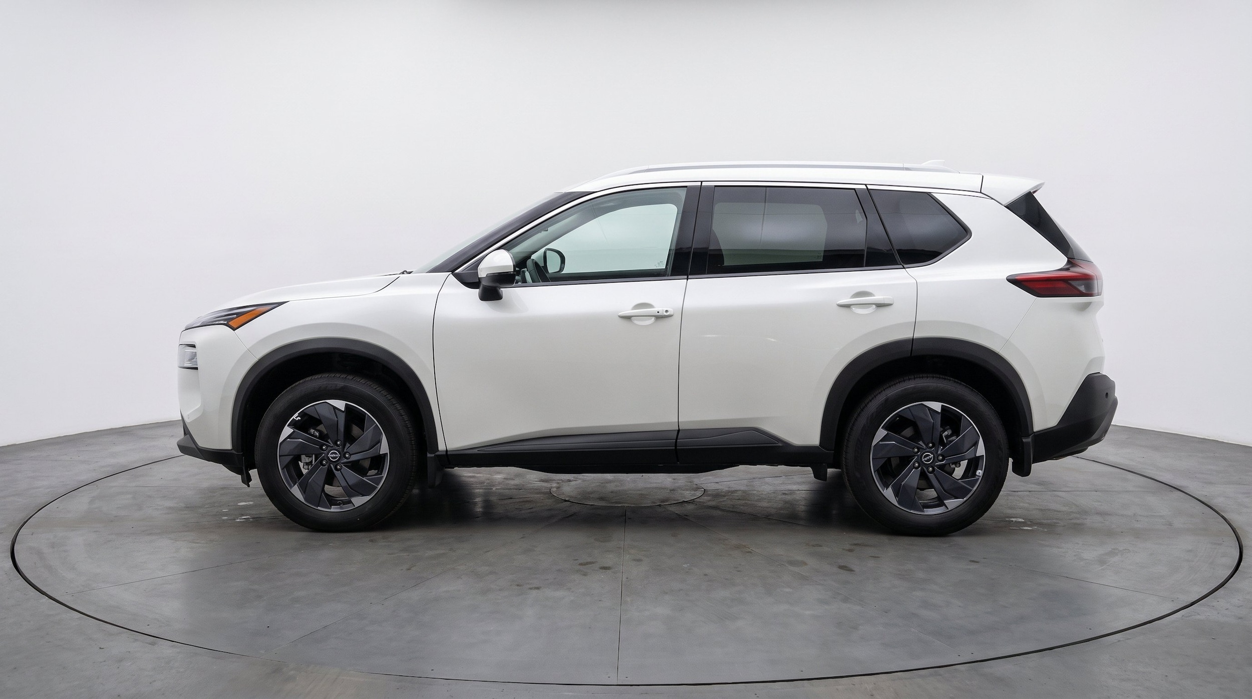 Thumbnail: 2026 Nissan Rogue - 5