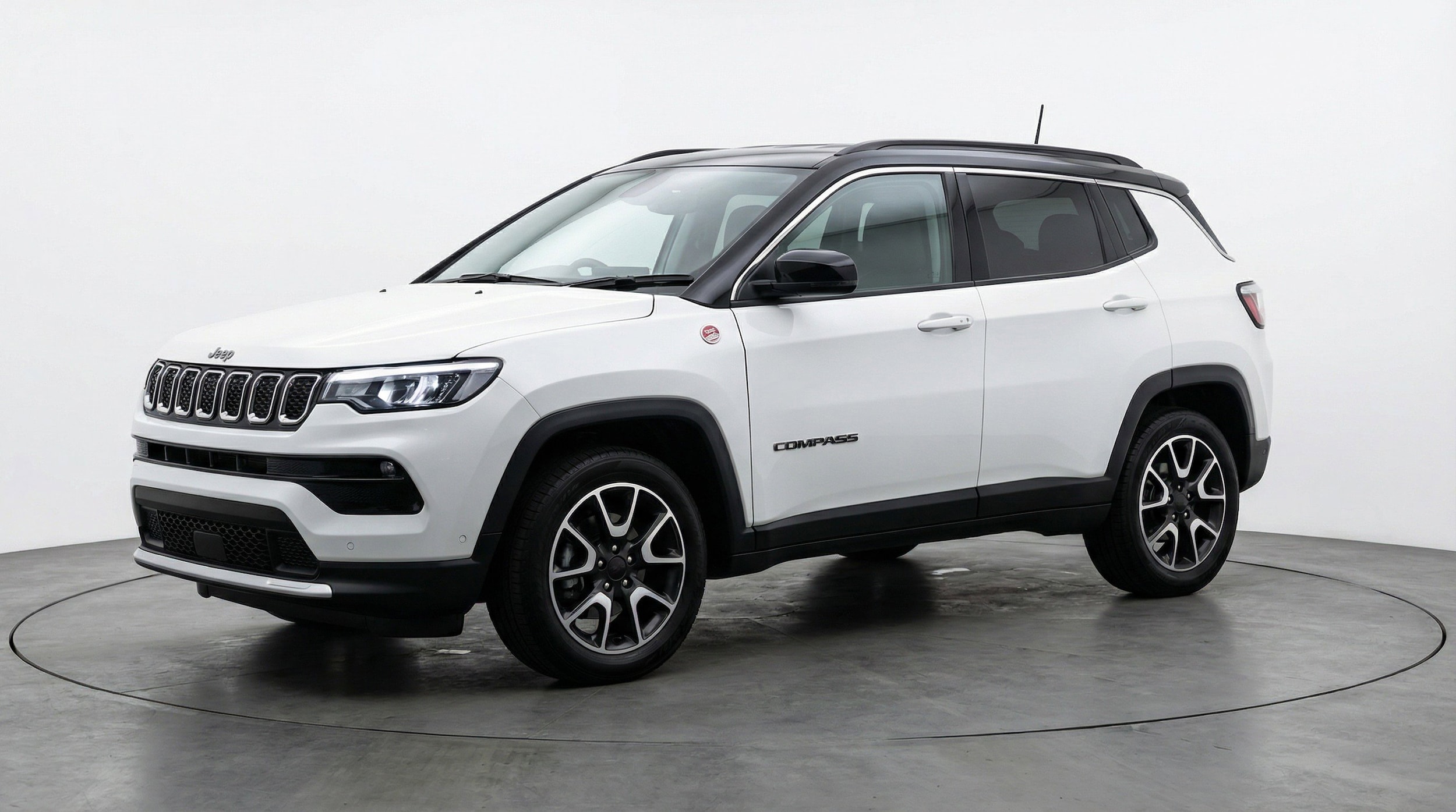 Thumbnail: 2025 Jeep Compass - 3
