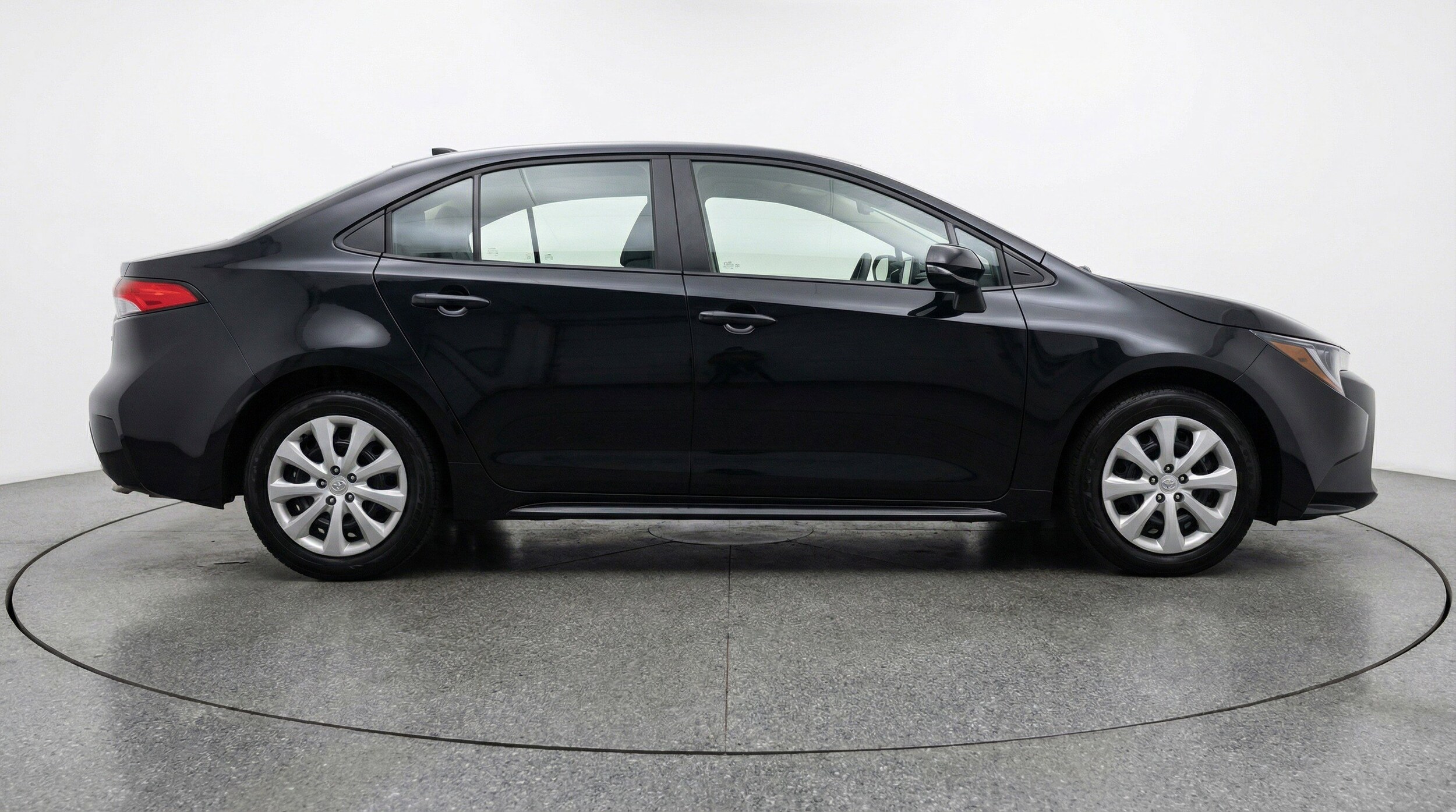 Thumbnail: 2025 Toyota Corolla - 11