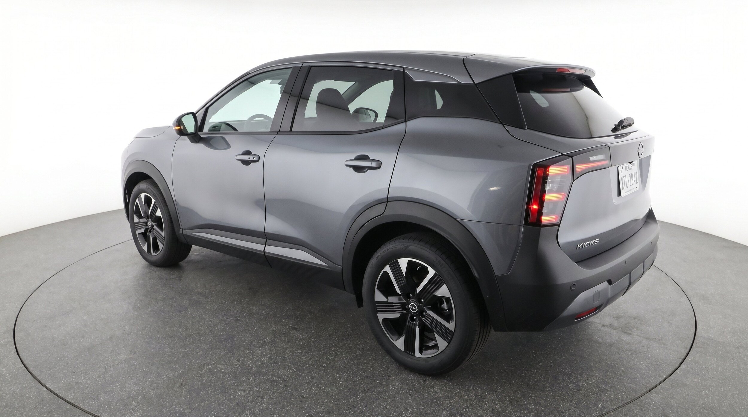 Thumbnail: 2026 Nissan Kicks - 6
