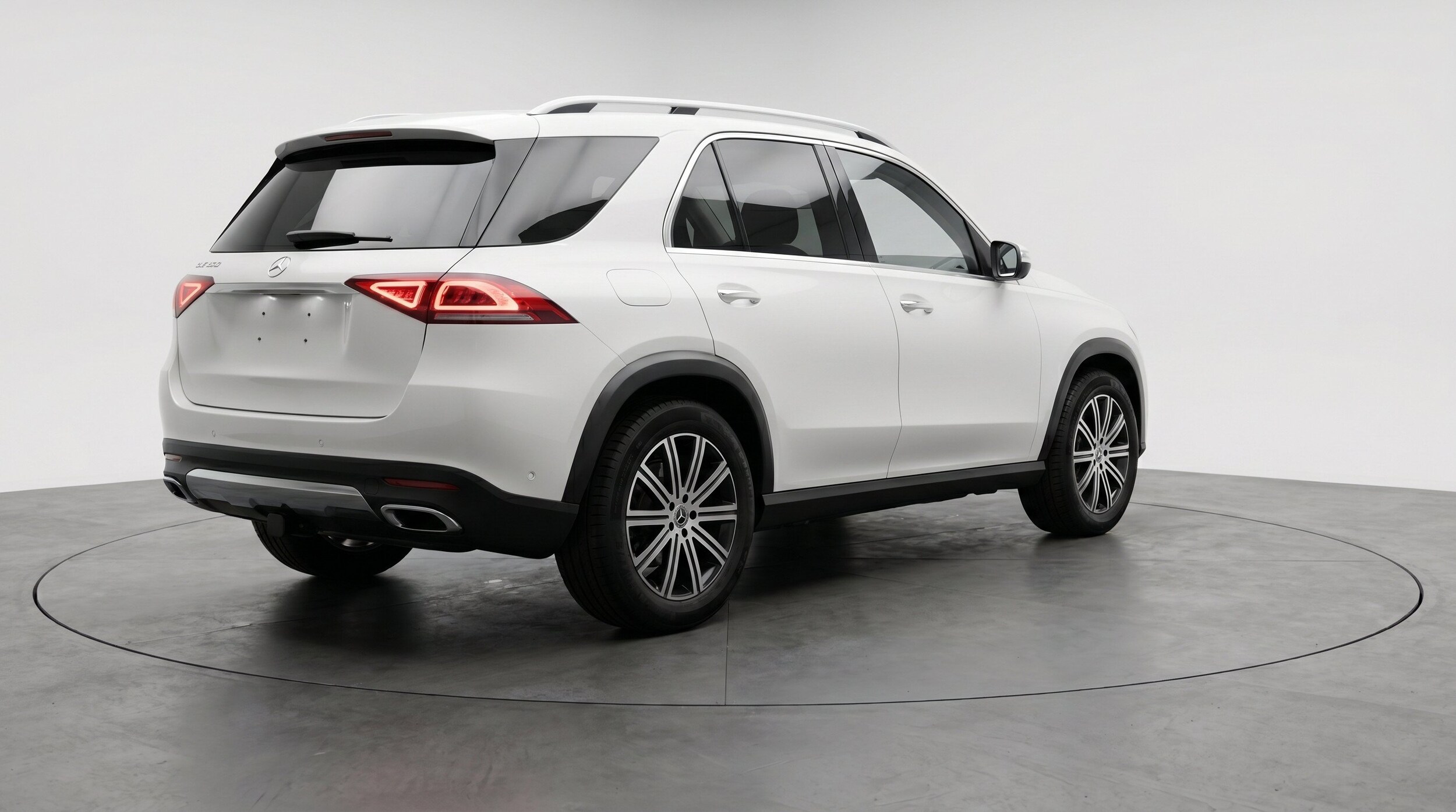 Thumbnail: 2026 Mercedes-Benz GLE - 9