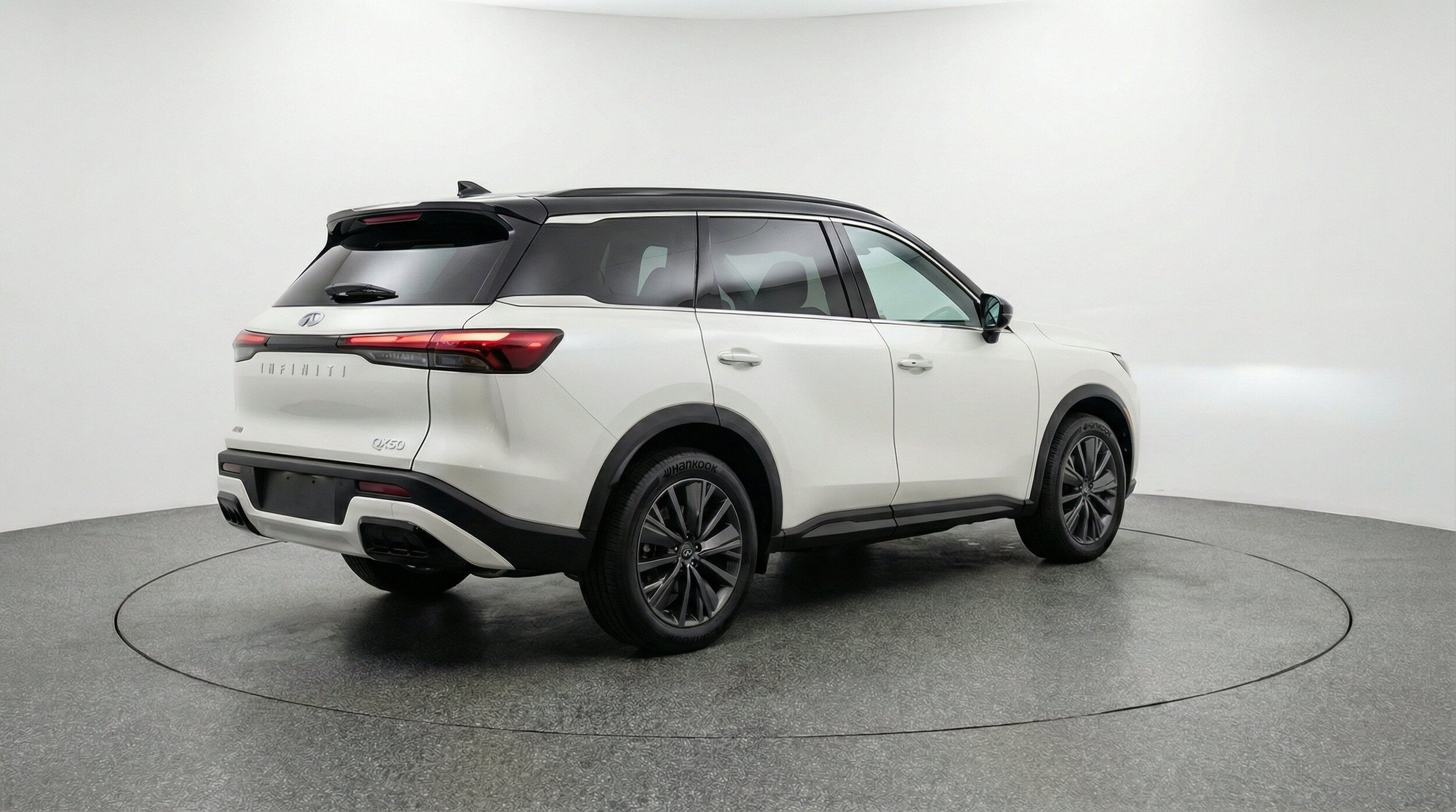 Thumbnail: 2026 INFINITI QX60 - 9