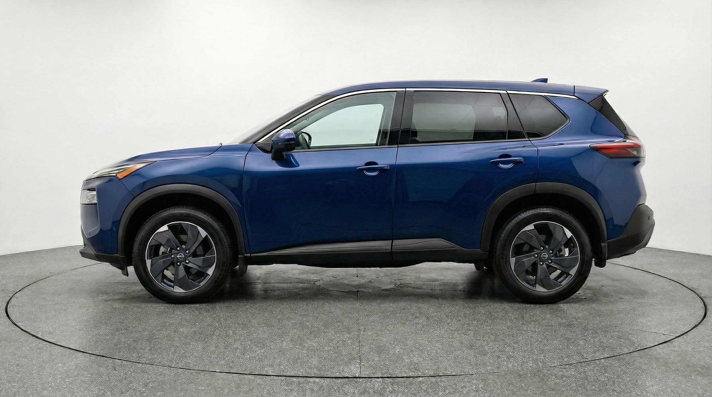 Thumbnail: 2025 Nissan Rogue - 4