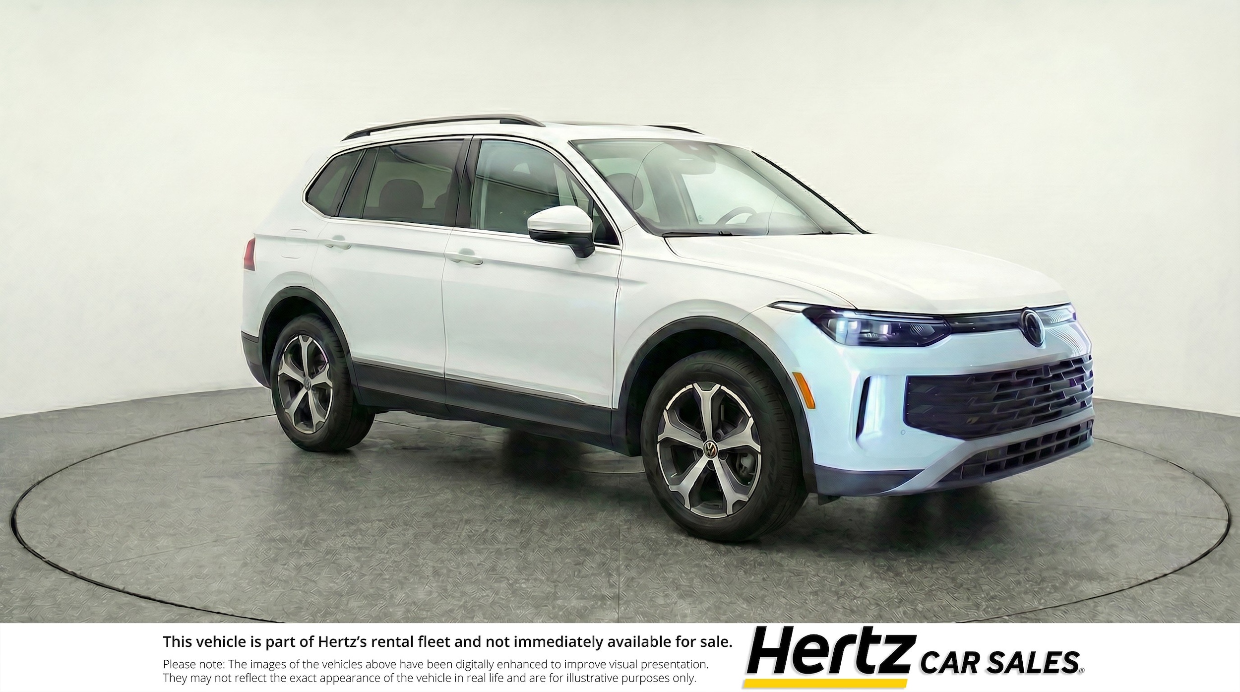 Thumbnail: 2026 Volkswagen Tiguan - 1