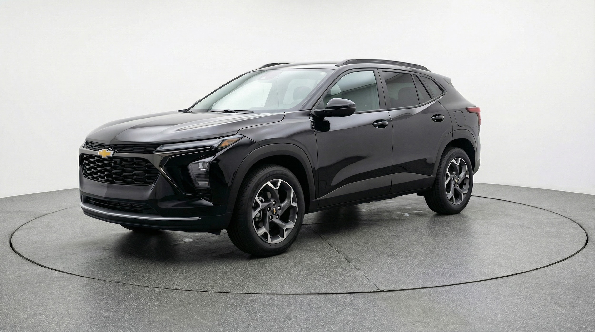 Thumbnail: 2025 Chevrolet Trax - 3