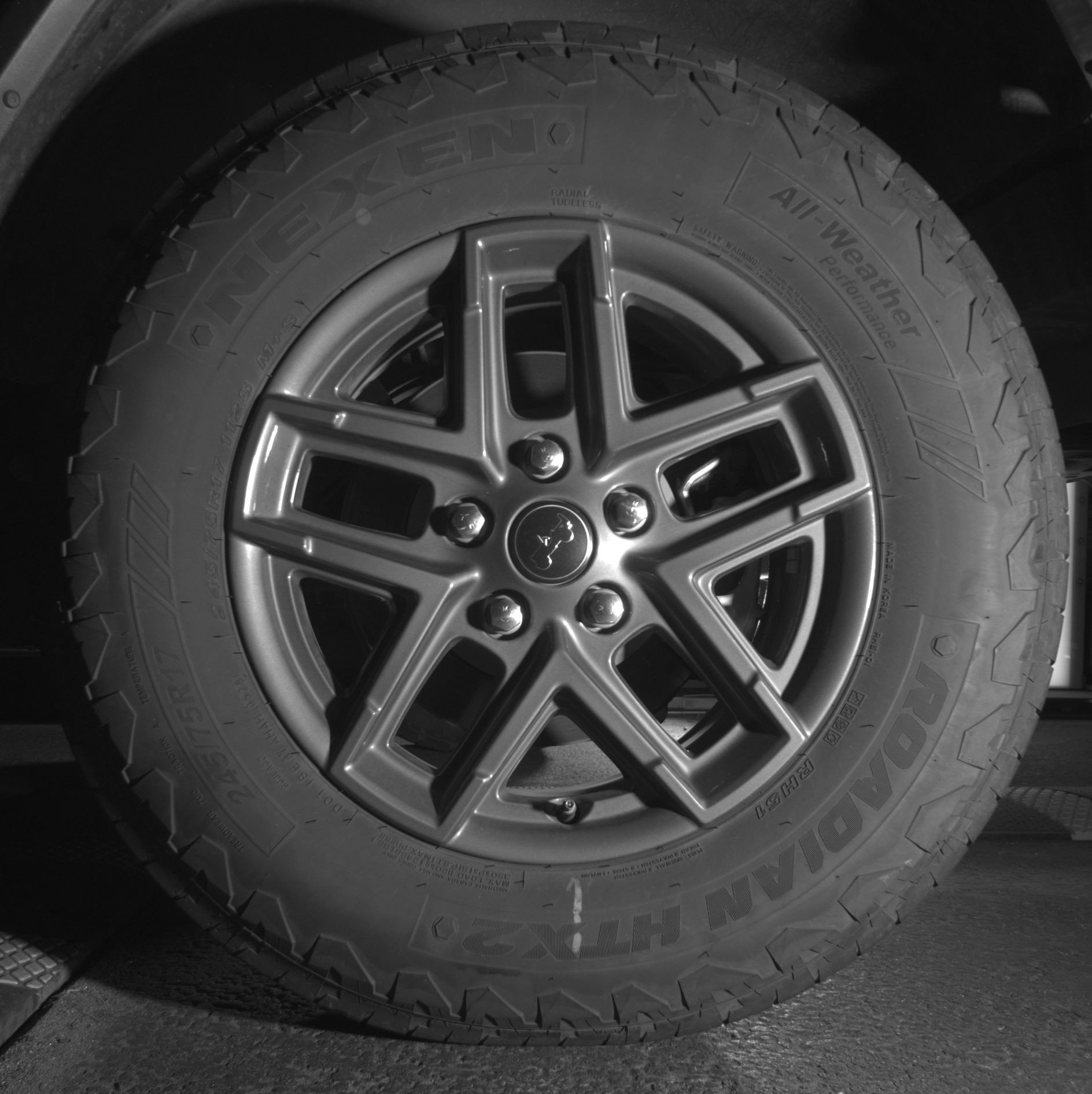 Thumbnail: 2025 Jeep Wrangler - 14