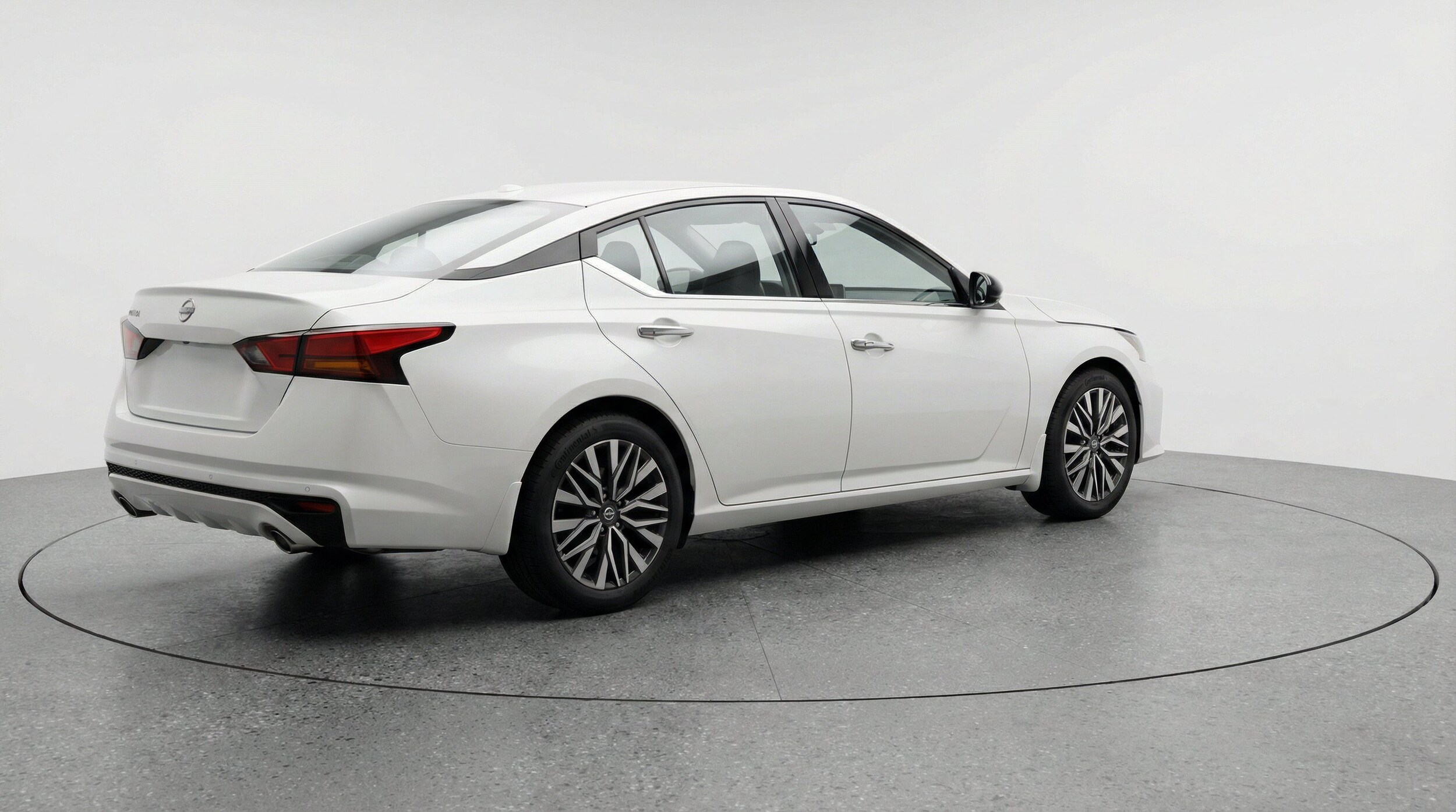 Thumbnail: 2025 Nissan Altima - 9