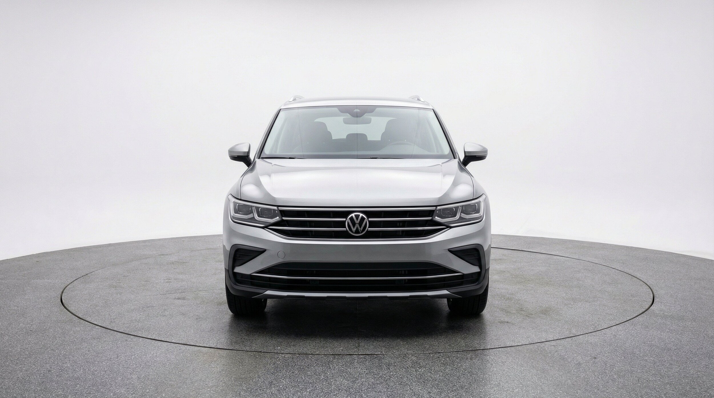 Thumbnail: 2026 Volkswagen Tiguan - 2