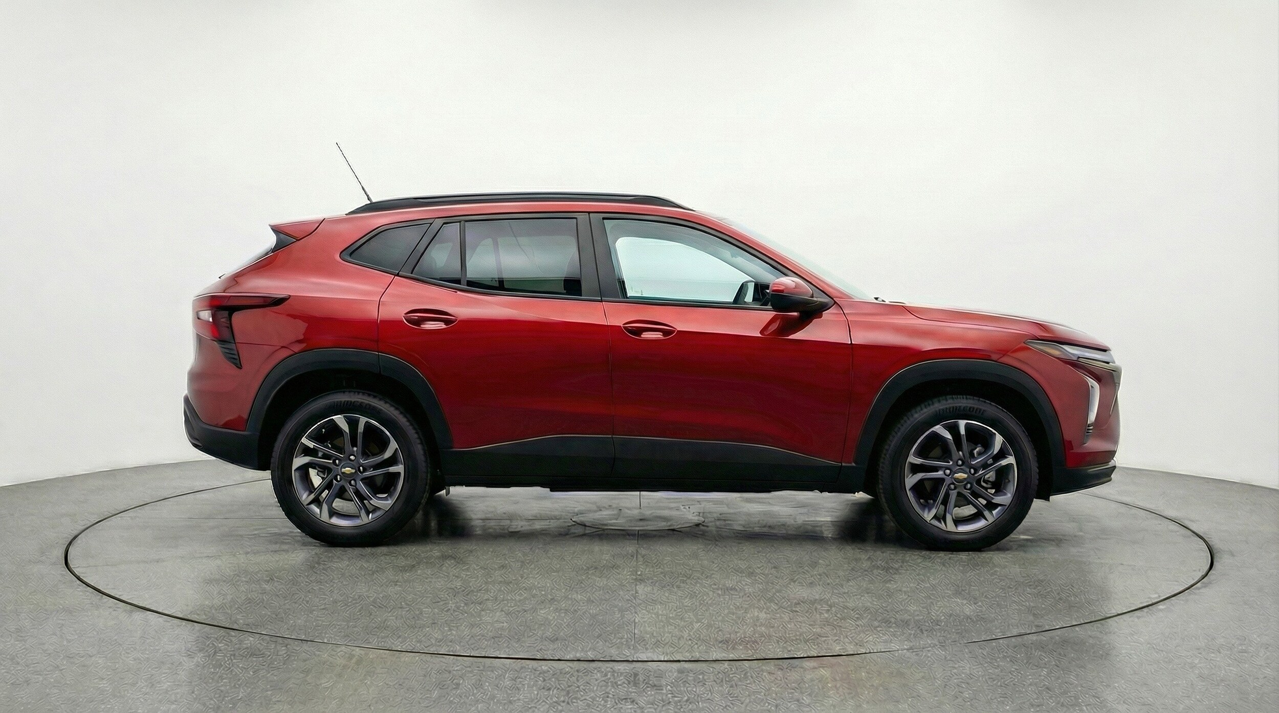 Thumbnail: 2025 Chevrolet Trax - 11