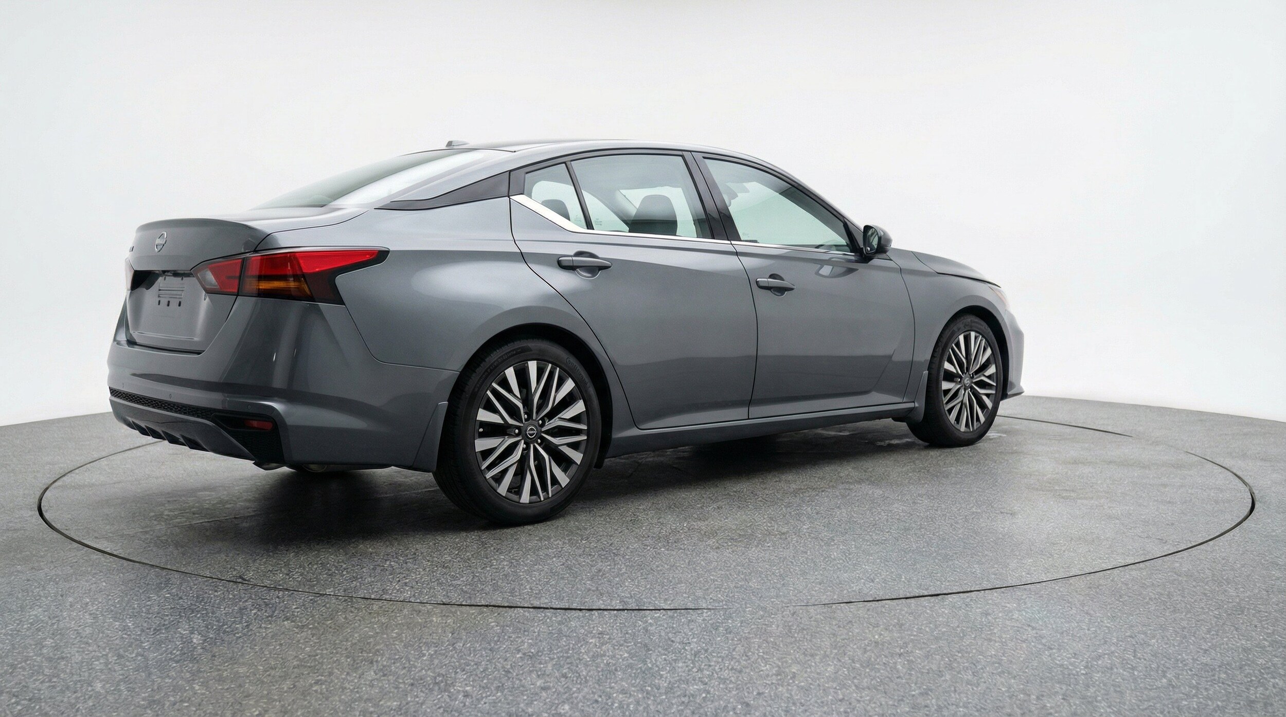 Thumbnail: 2025 Nissan Altima - 9