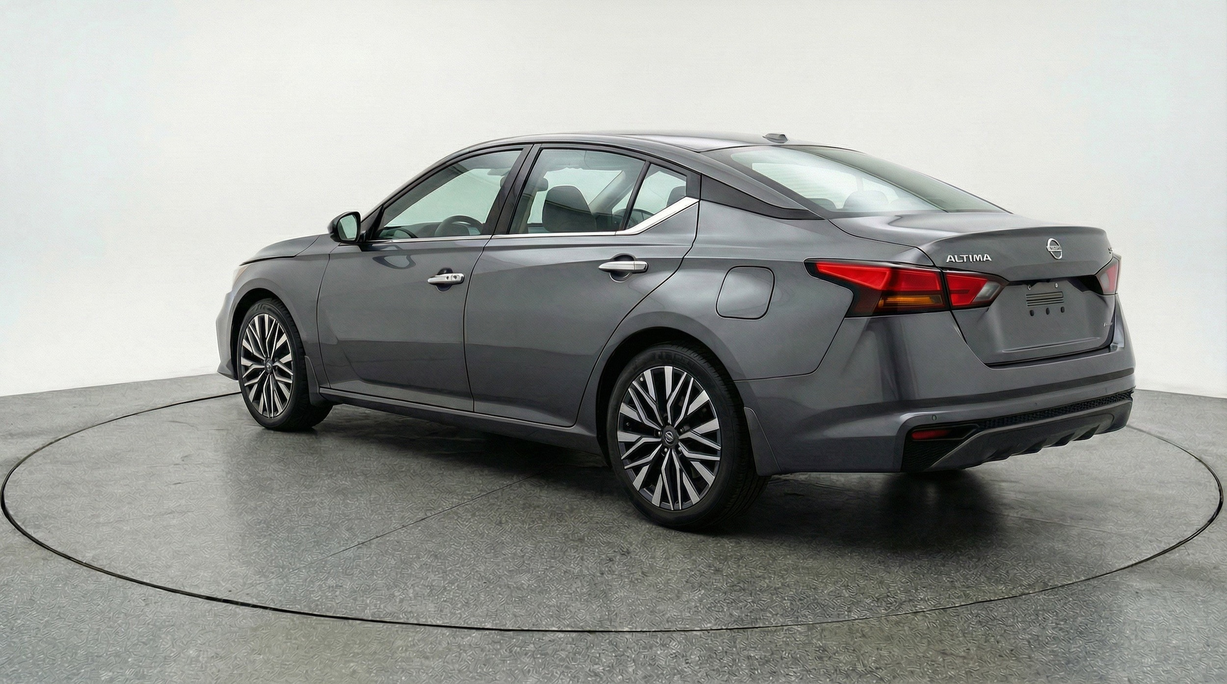 Thumbnail: 2025 Nissan Altima - 6