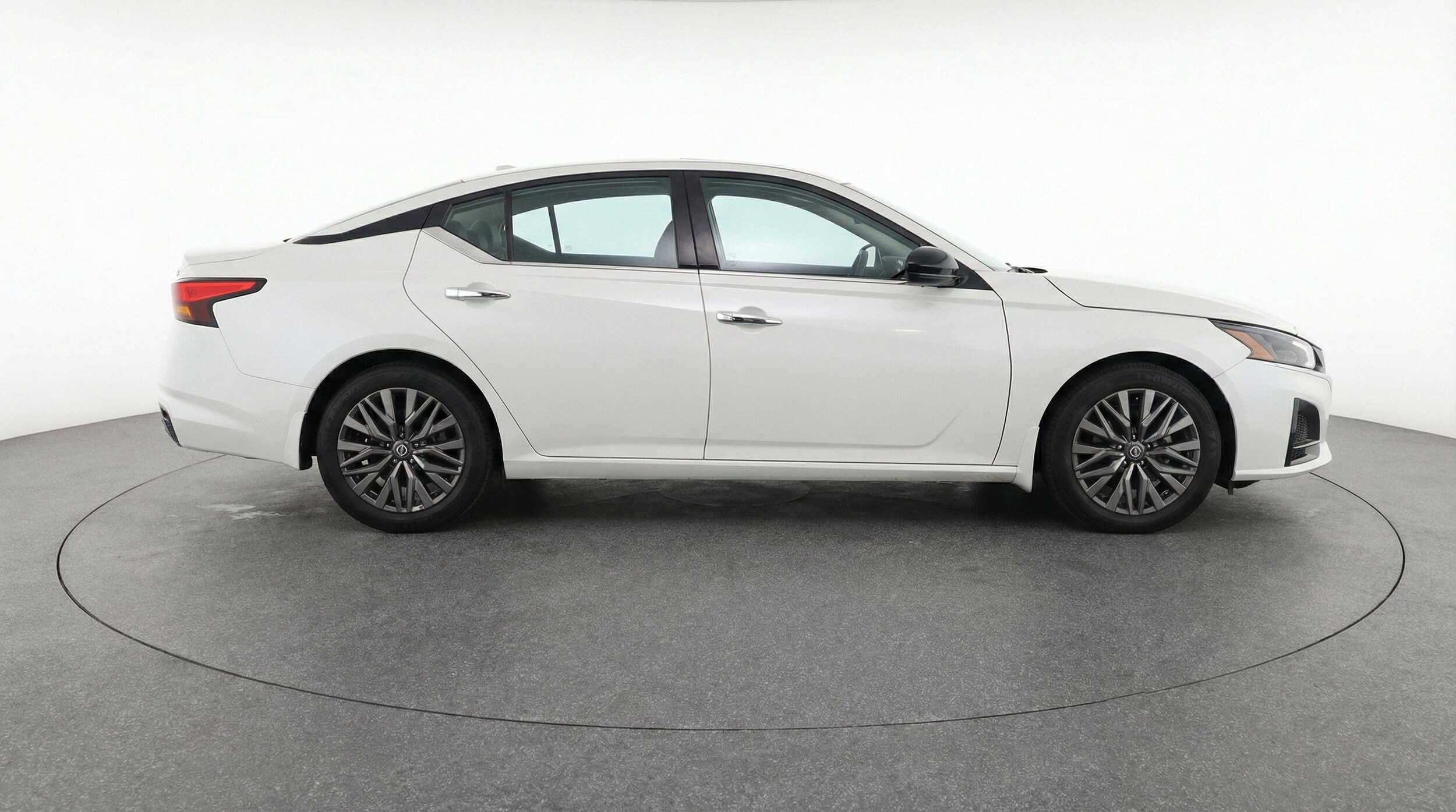 Thumbnail: 2025 Nissan Altima - 11