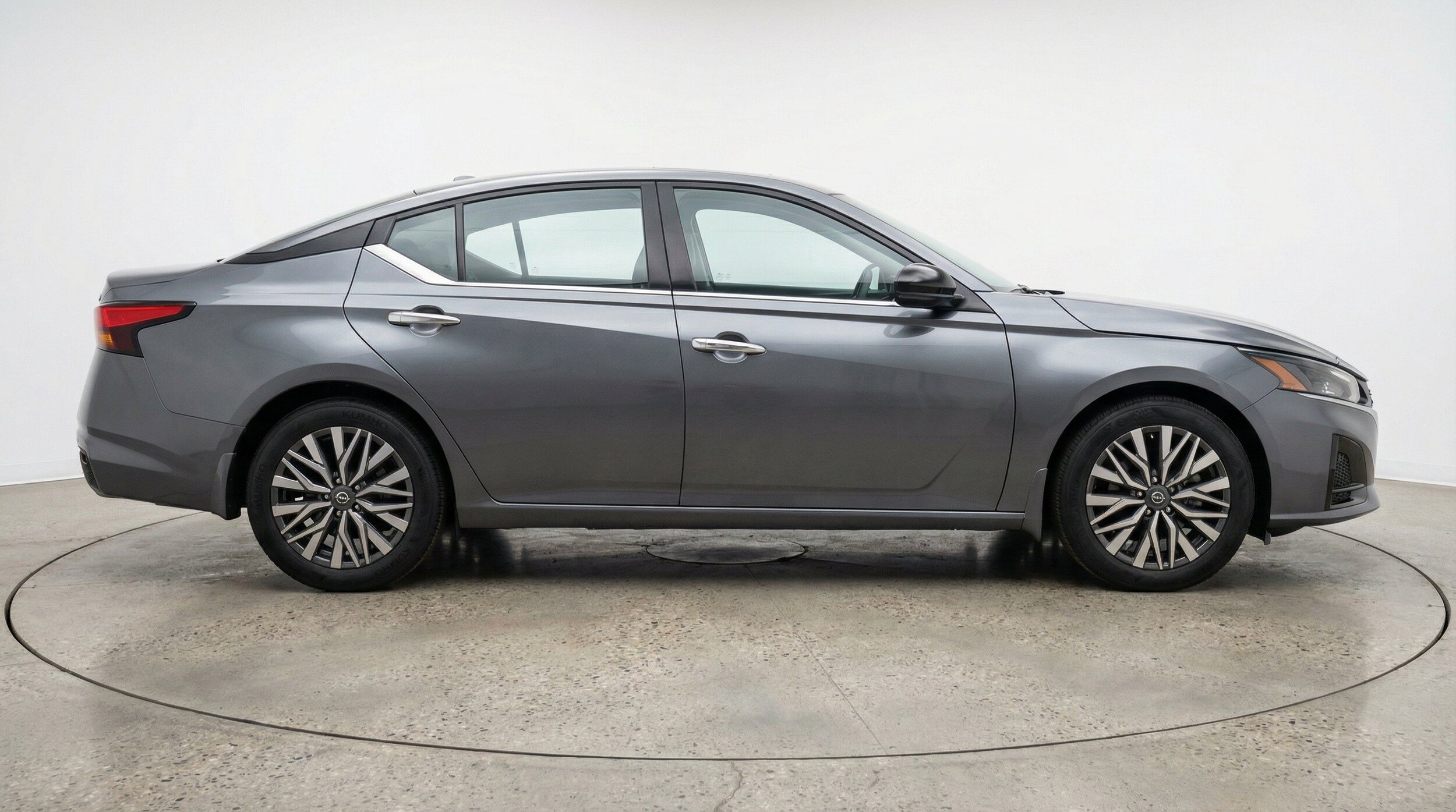 Thumbnail: 2025 Nissan Altima - 11