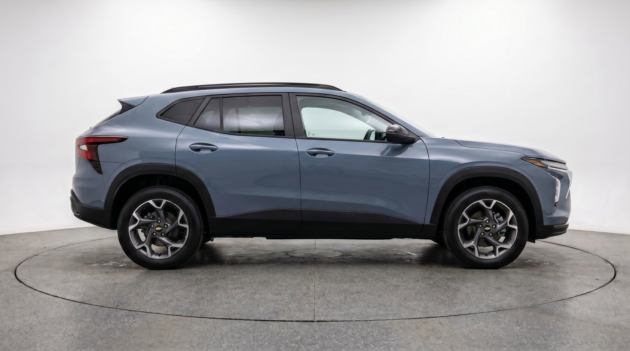 Thumbnail: 2025 Chevrolet Trax - 11