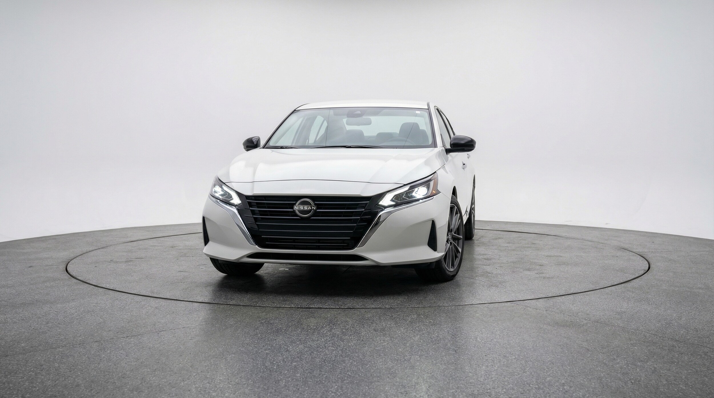 Thumbnail: 2025 Nissan Altima - 2