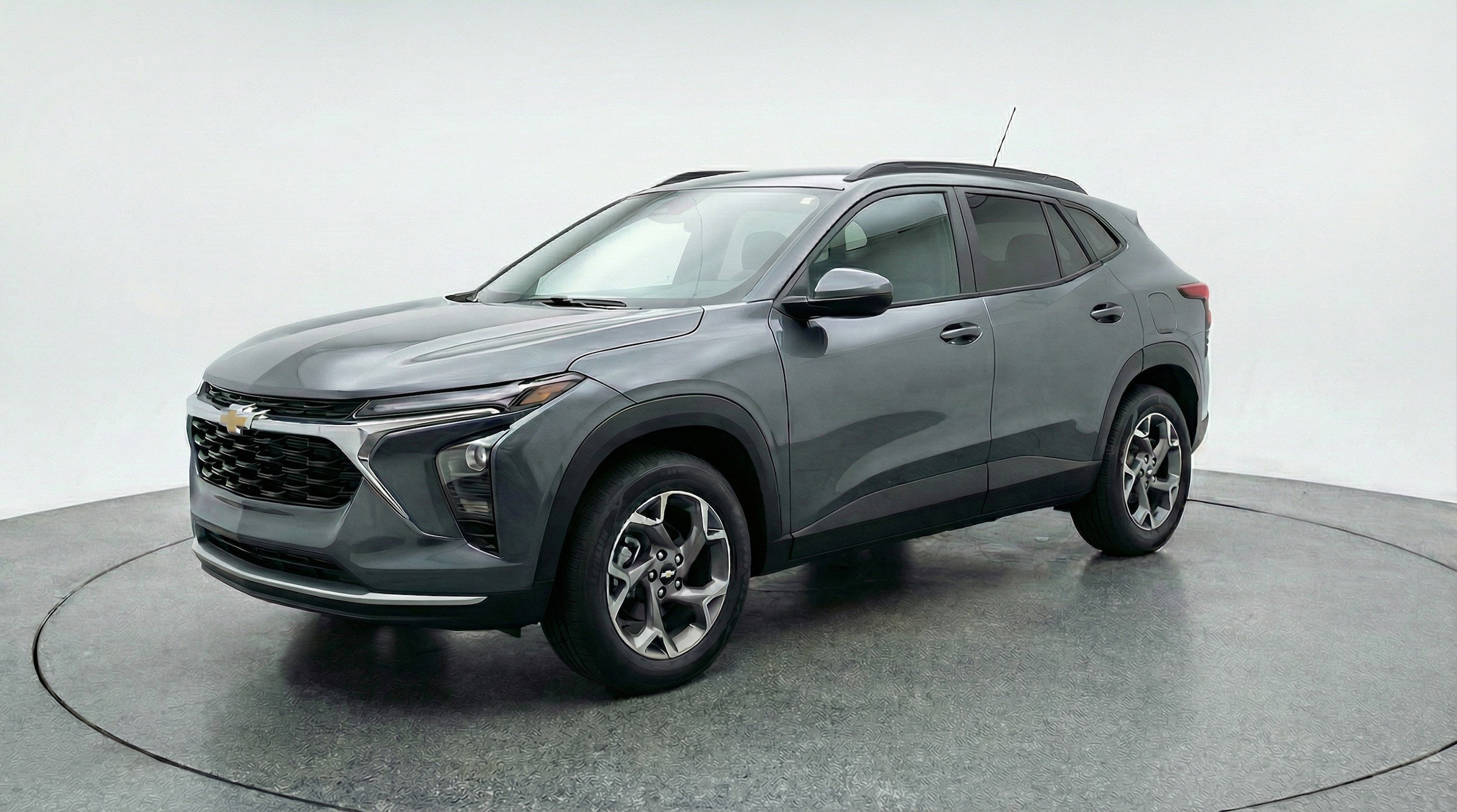 Thumbnail: 2025 Chevrolet Trax - 3