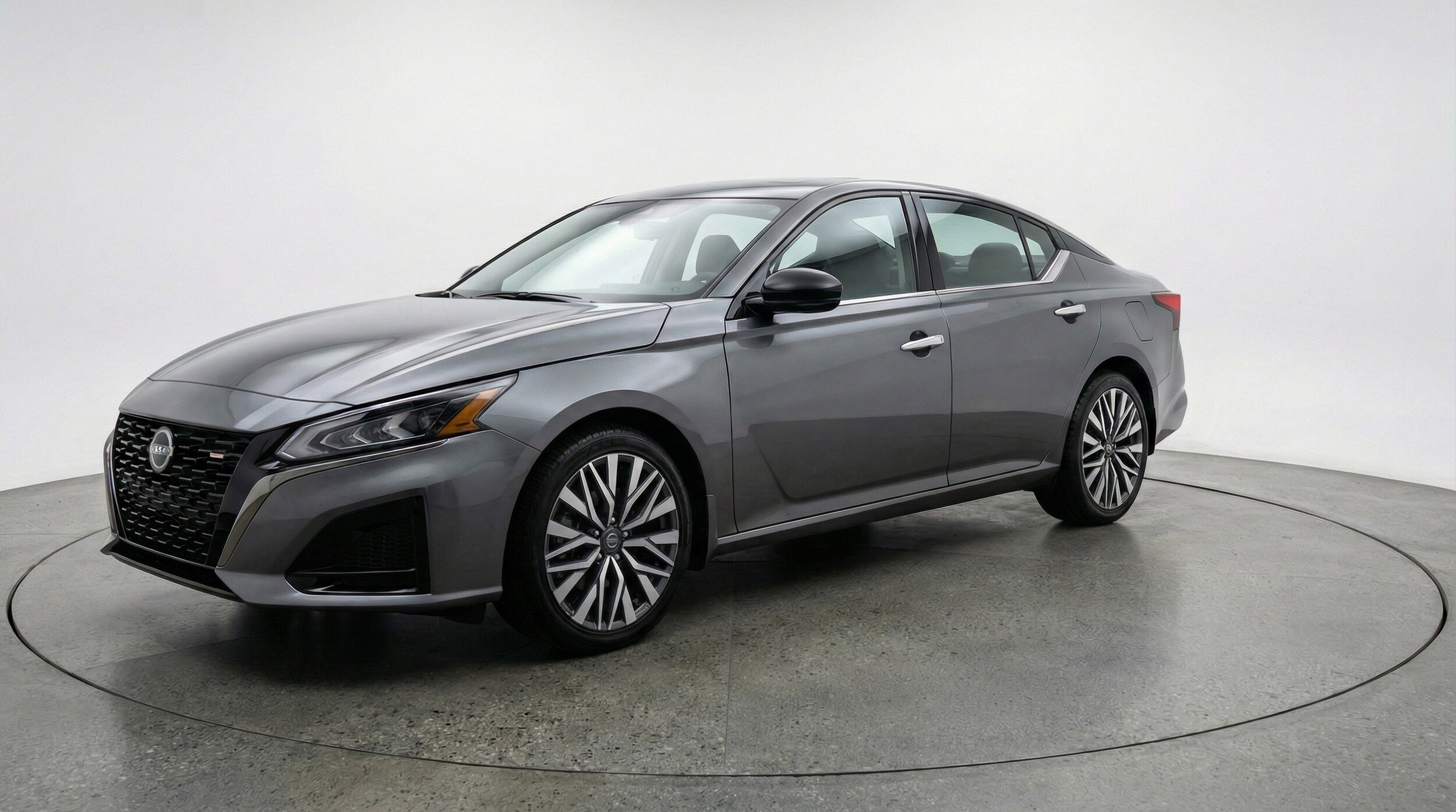 Thumbnail: 2025 Nissan Altima - 3