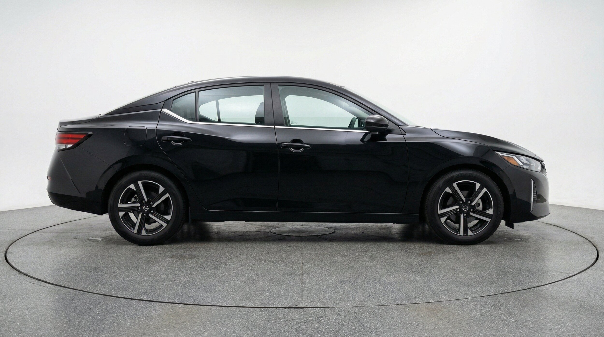 Thumbnail: 2025 Nissan Sentra - 10