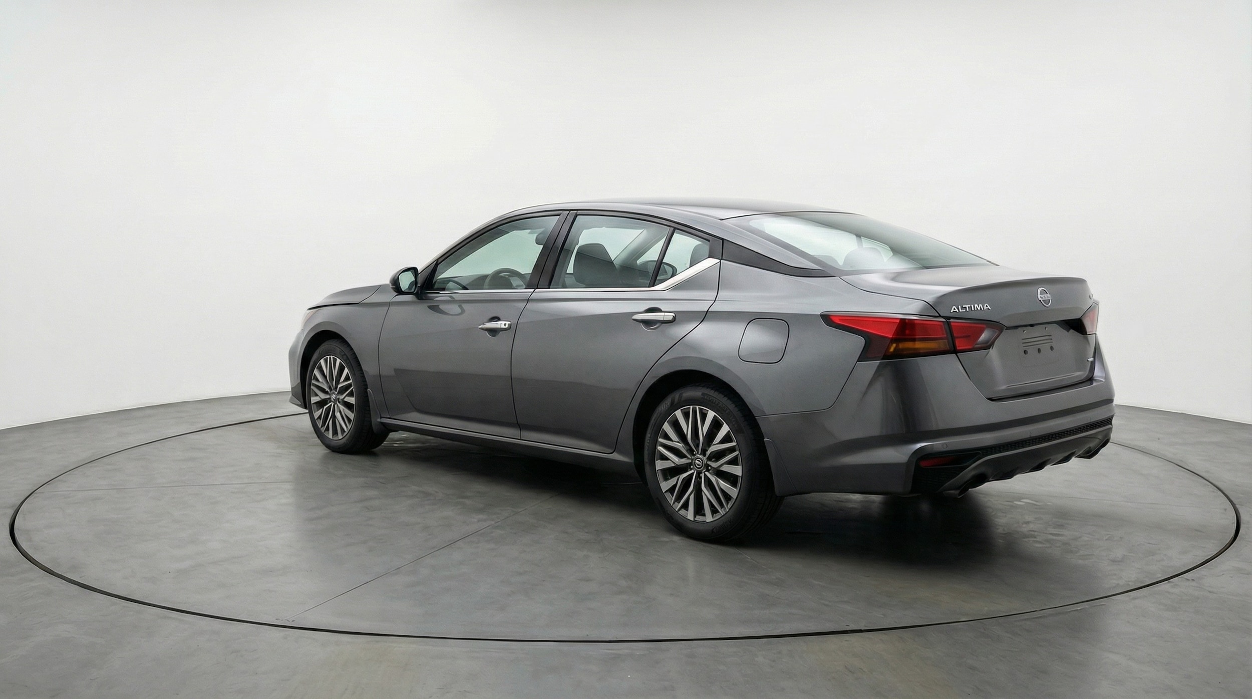 Thumbnail: 2025 Nissan Altima - 5