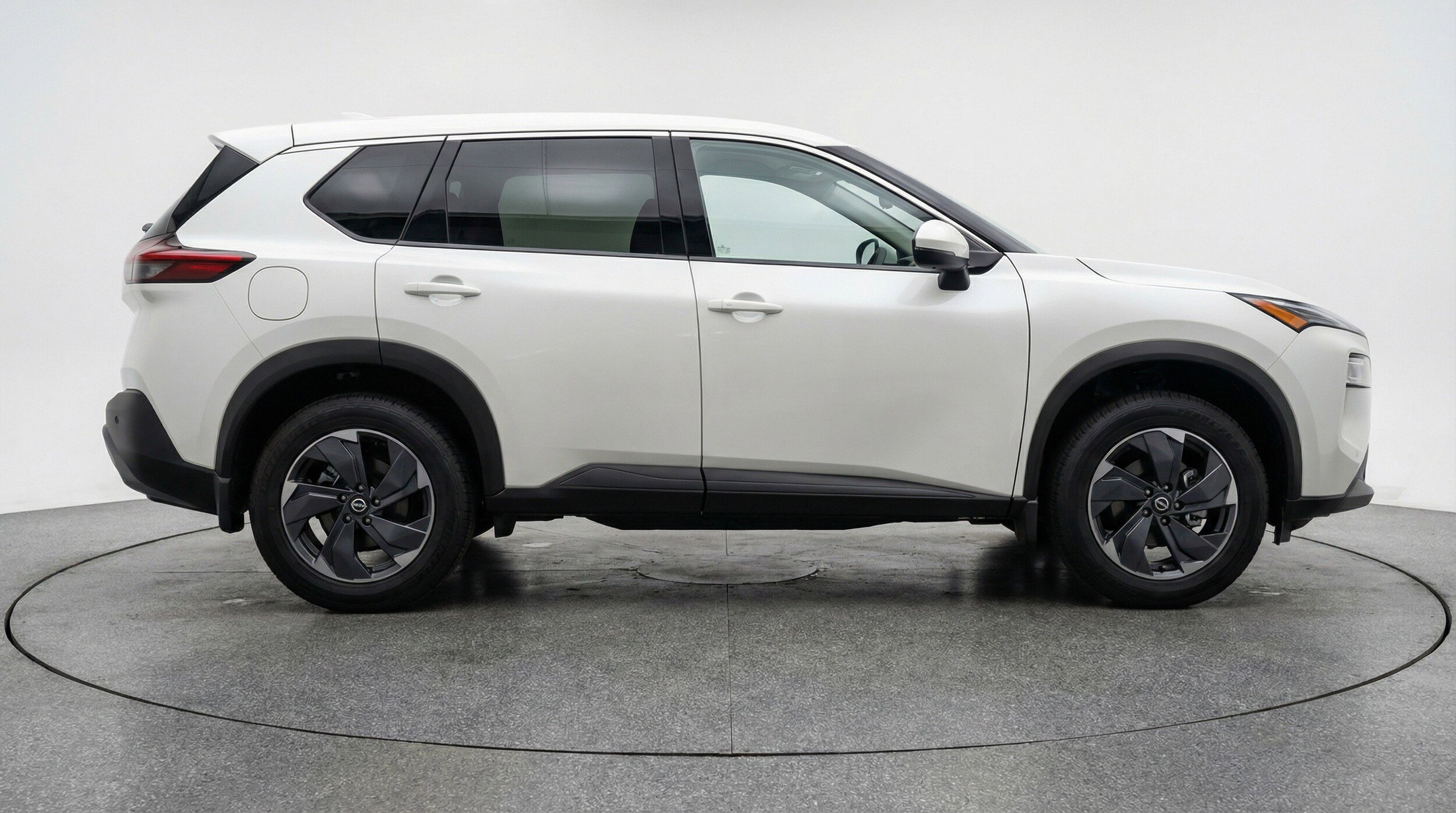 Thumbnail: 2025 Nissan Rogue - 11