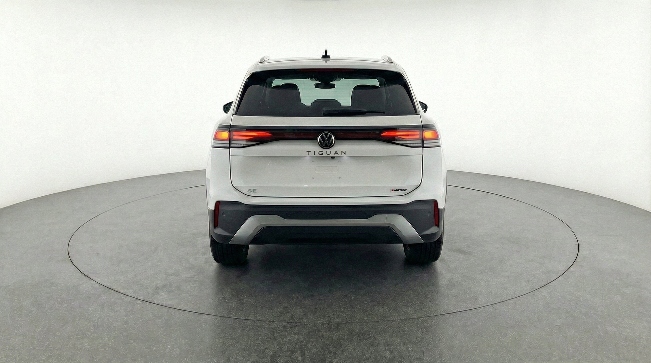 Thumbnail: 2026 Volkswagen Tiguan - 7