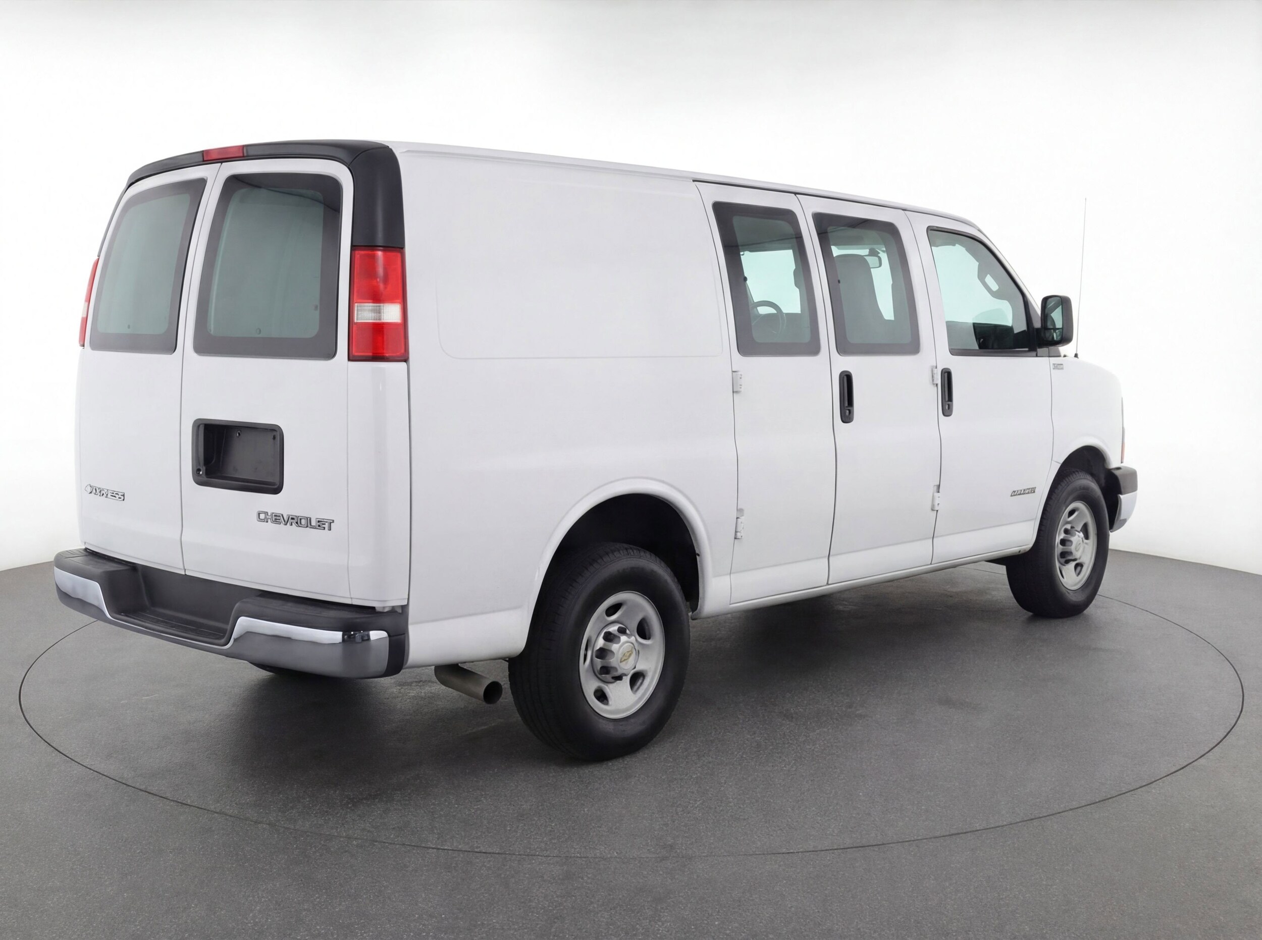 Thumbnail: 2025 Chevrolet Express - 9