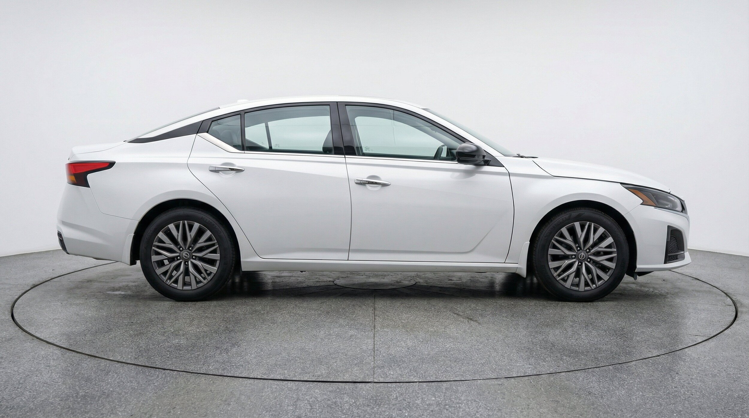 Thumbnail: 2025 Nissan Altima - 11