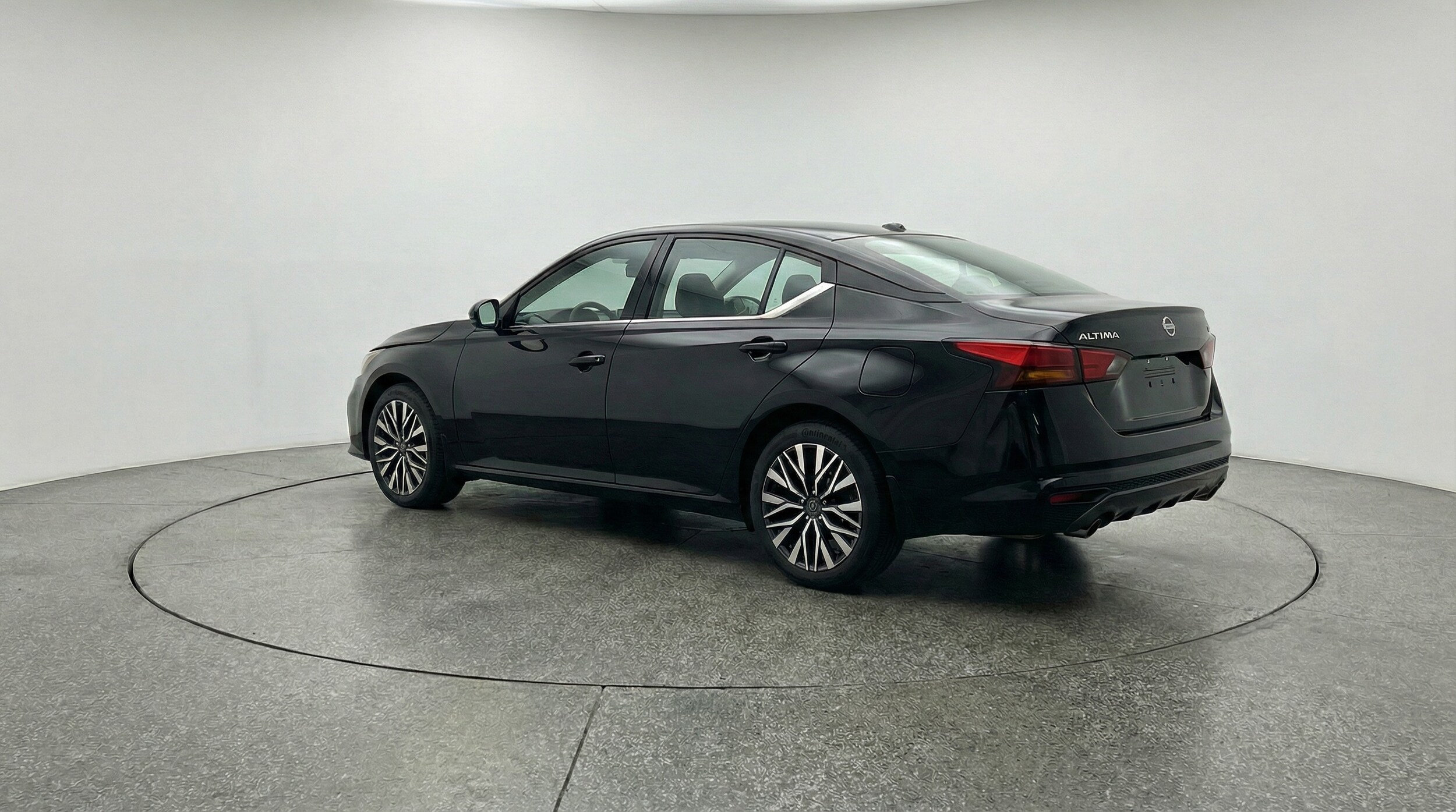 Thumbnail: 2025 Nissan Altima - 5