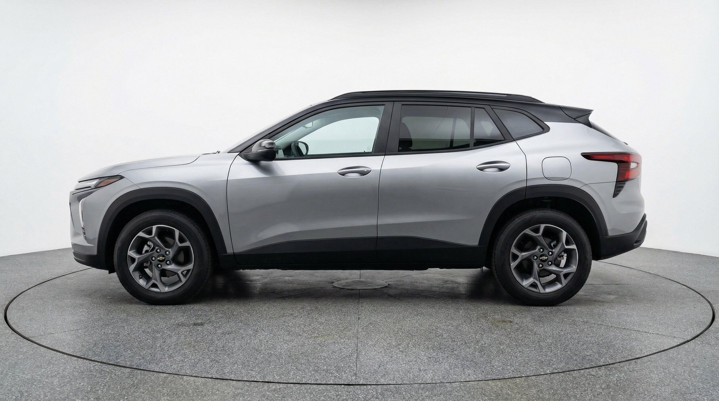 Thumbnail: 2025 Chevrolet Trax - 5