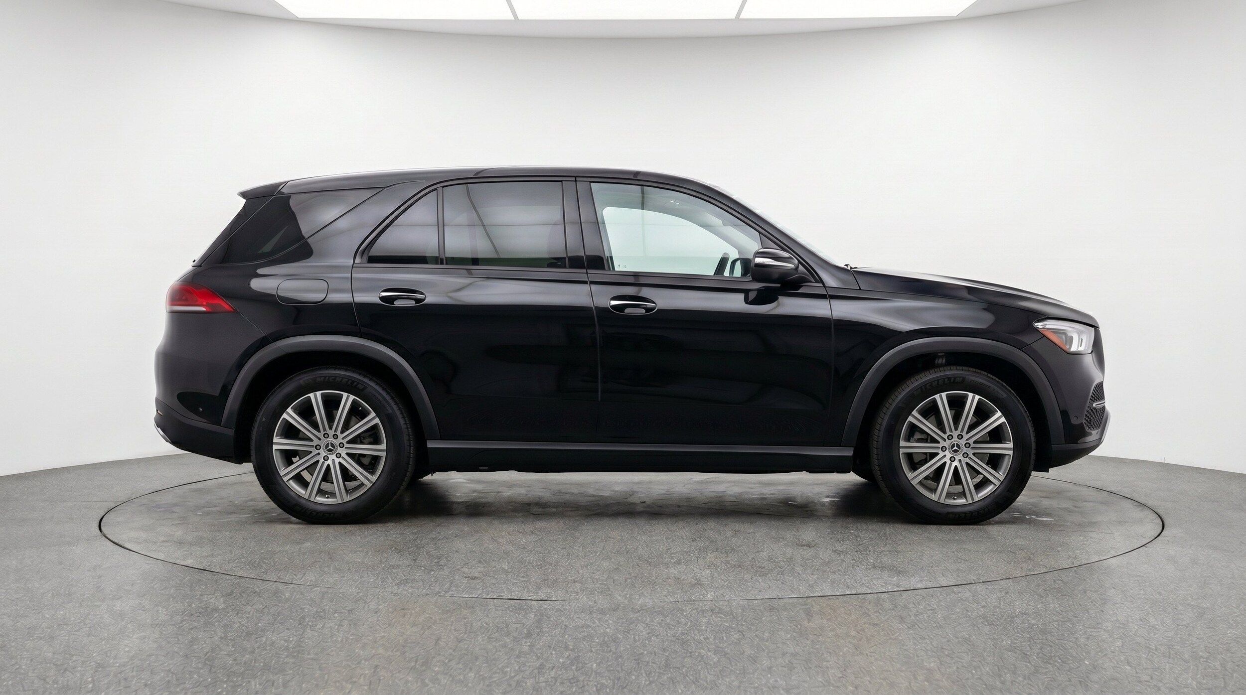 Thumbnail: 2026 Mercedes-Benz GLE - 11