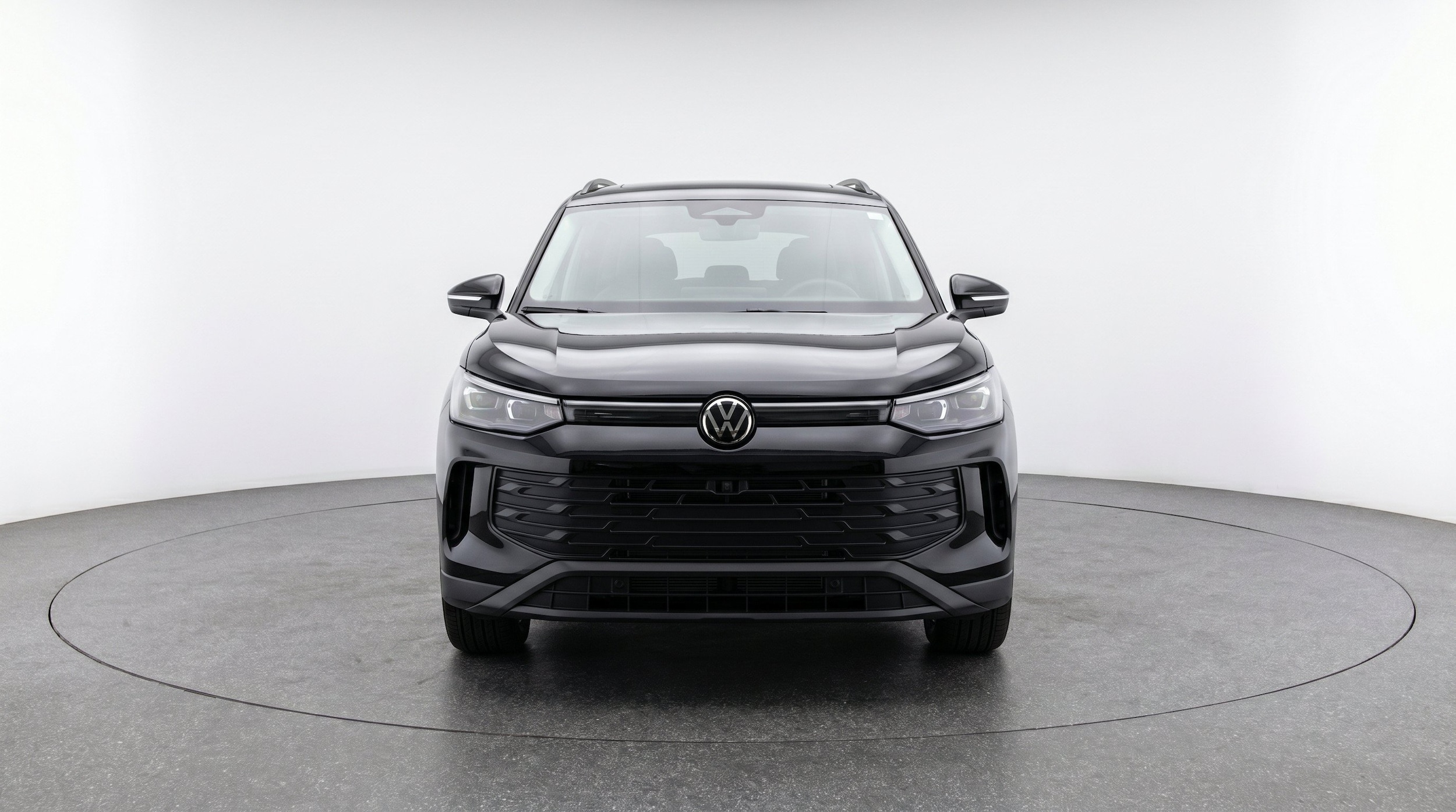 Thumbnail: 2026 Volkswagen Tiguan - 2
