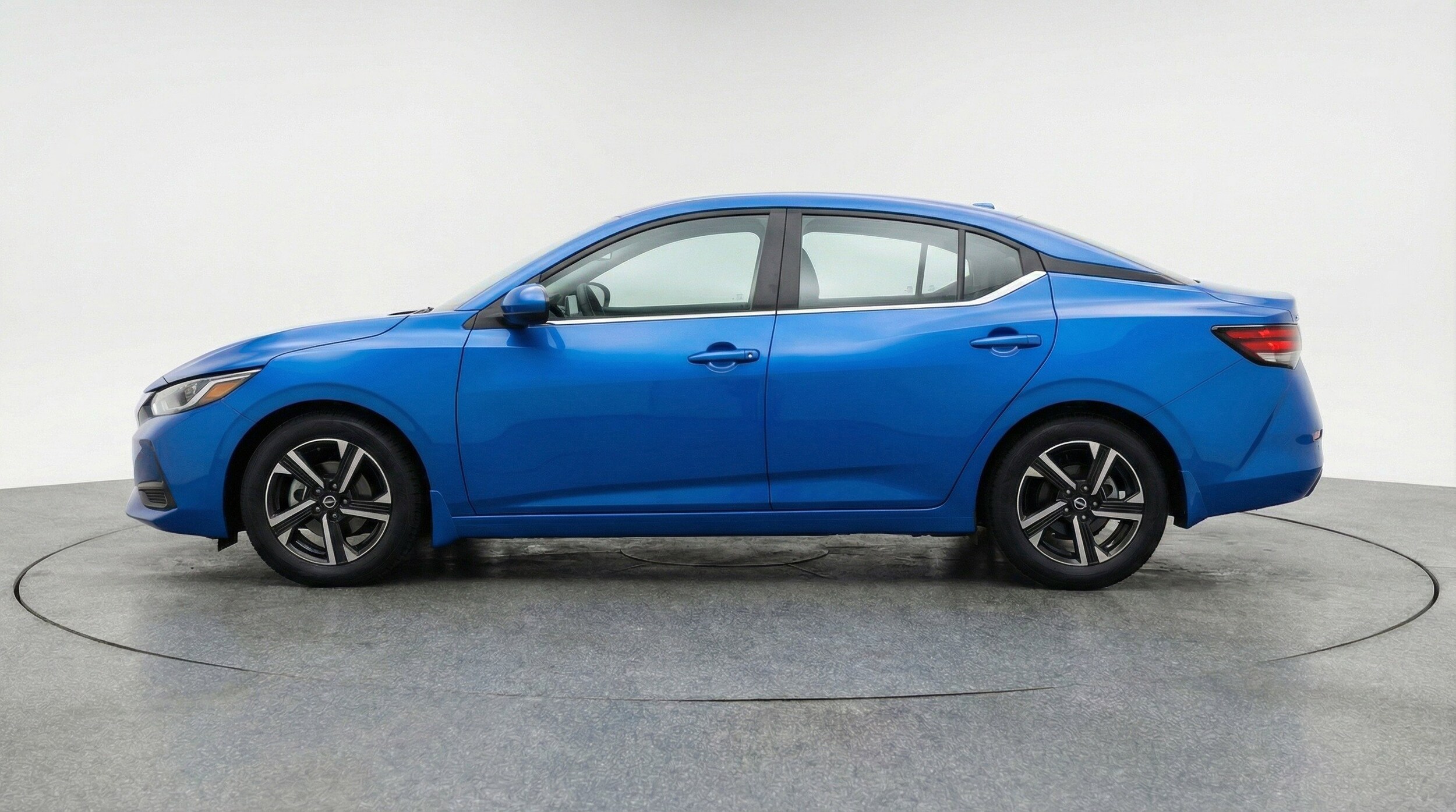 Thumbnail: 2025 Nissan Sentra - 5