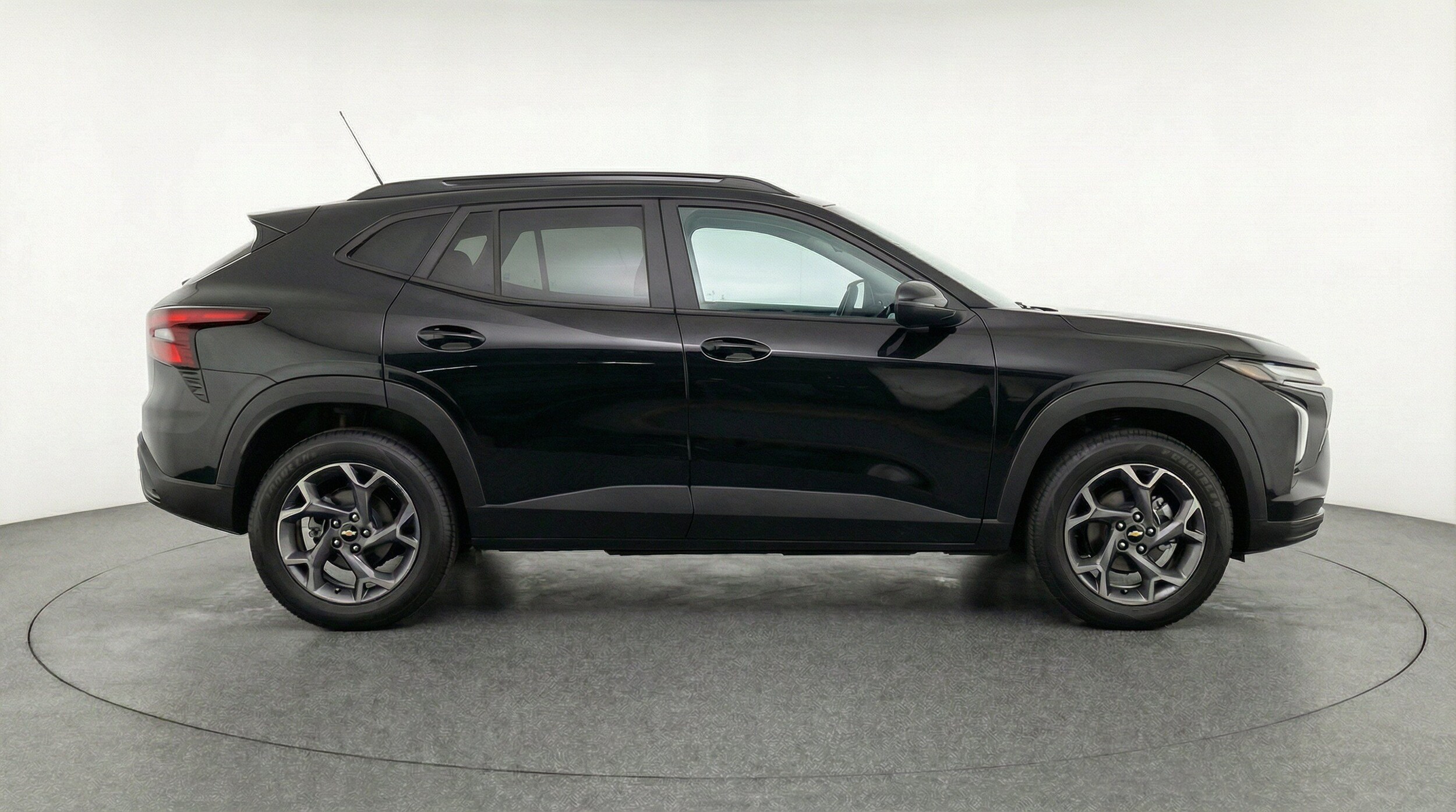 Thumbnail: 2025 Chevrolet Trax - 11