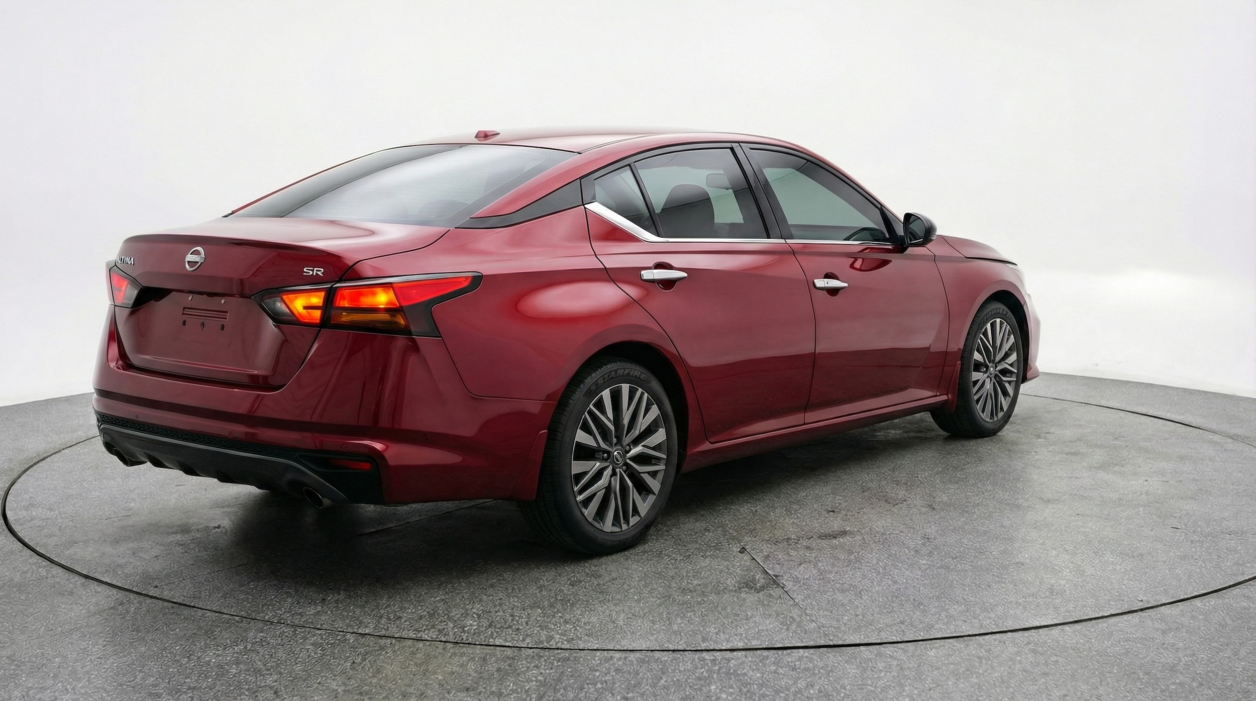 Thumbnail: 2025 Nissan Altima - 7