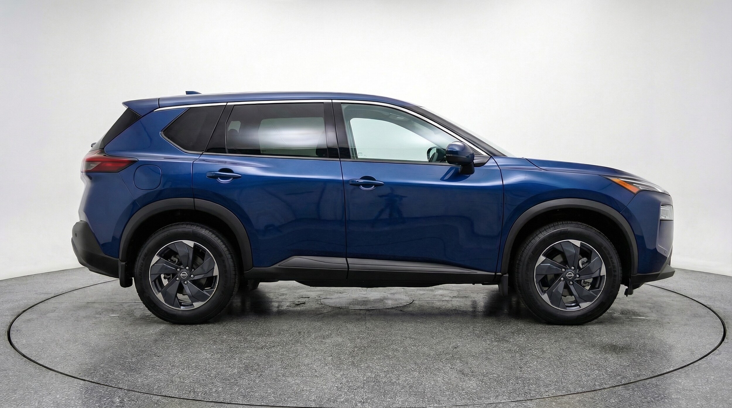 Thumbnail: 2025 Nissan Rogue - 8