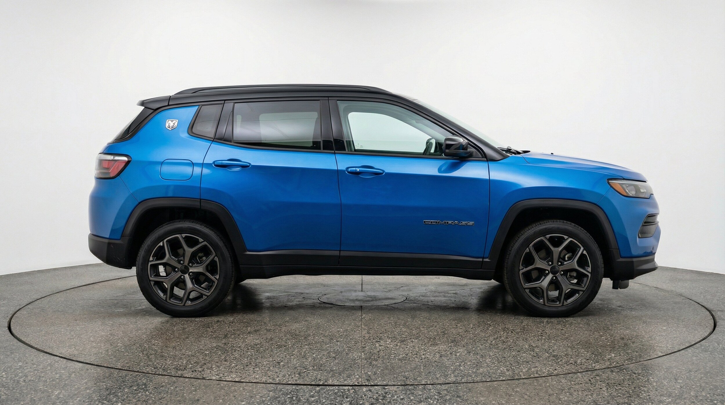 Thumbnail: 2025 Jeep Compass - 11