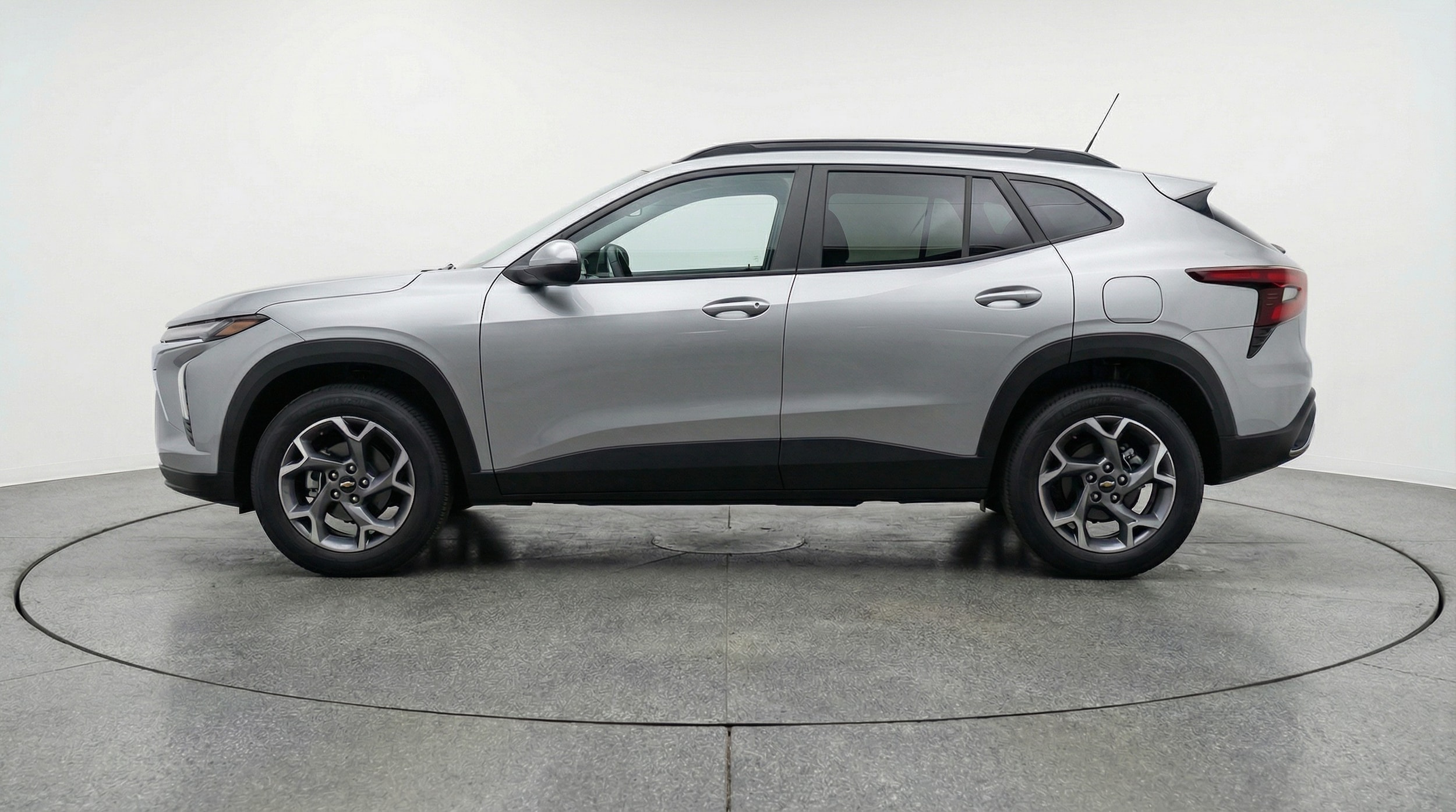 Thumbnail: 2025 Chevrolet Trax - 4